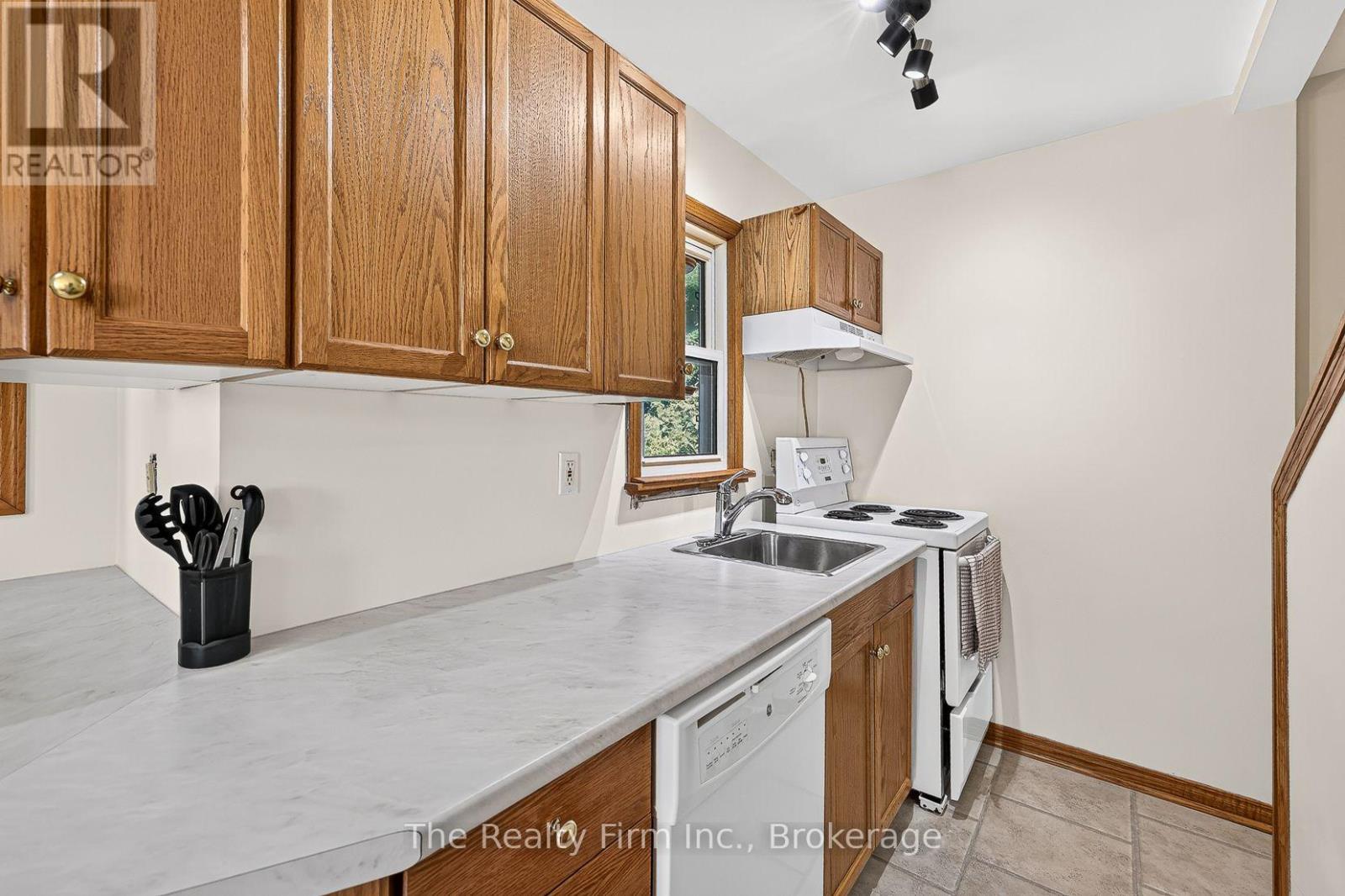 325 Victoria Street N, Woodstock (Woodstock - North), Ontario  N4S 6W6 - Photo 27 - X13842272