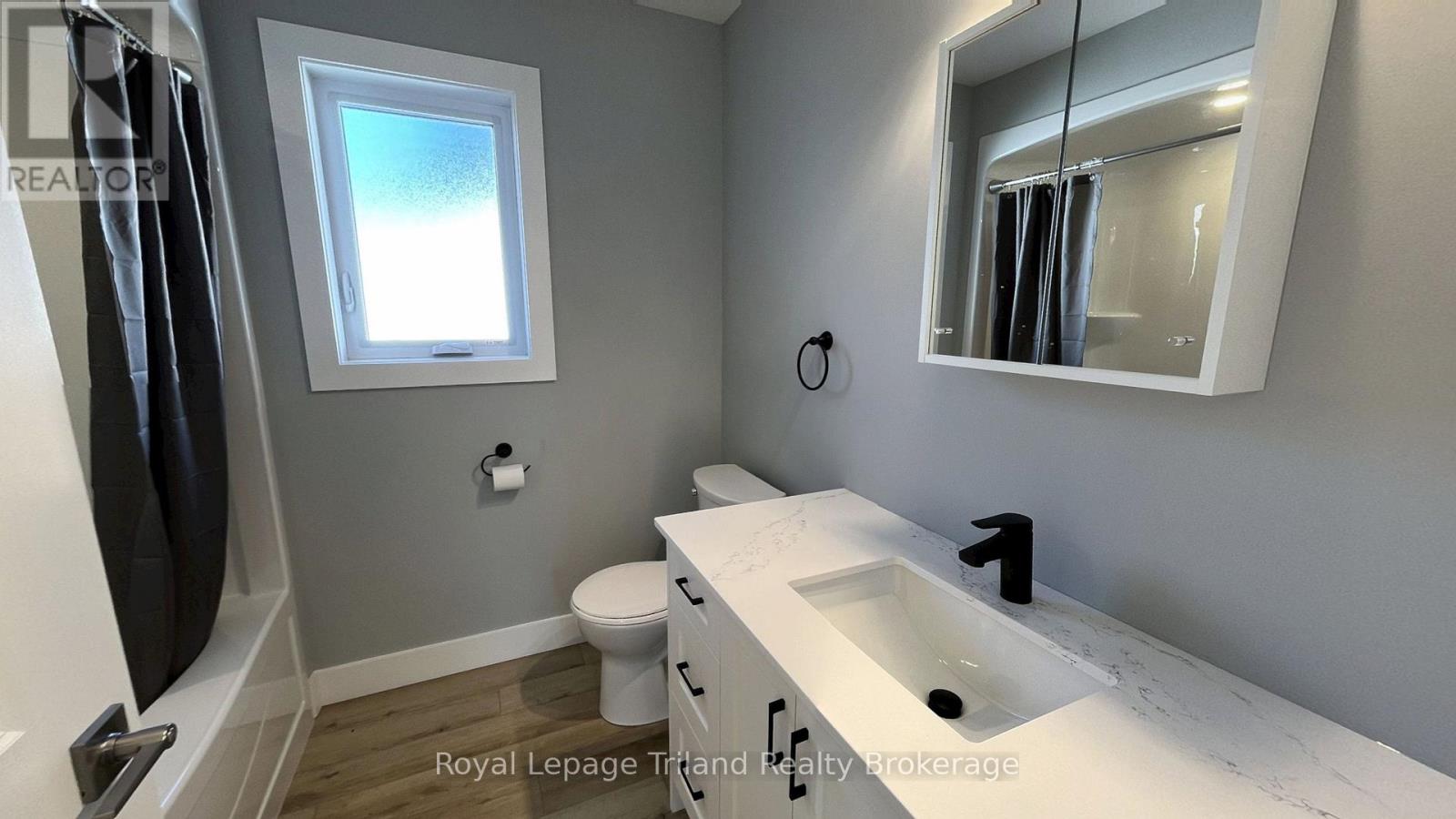 1 - 695 Hayball Street, Woodstock (Woodstock - North), Ontario  N4S 4Z5 - Photo 4 - X13842460