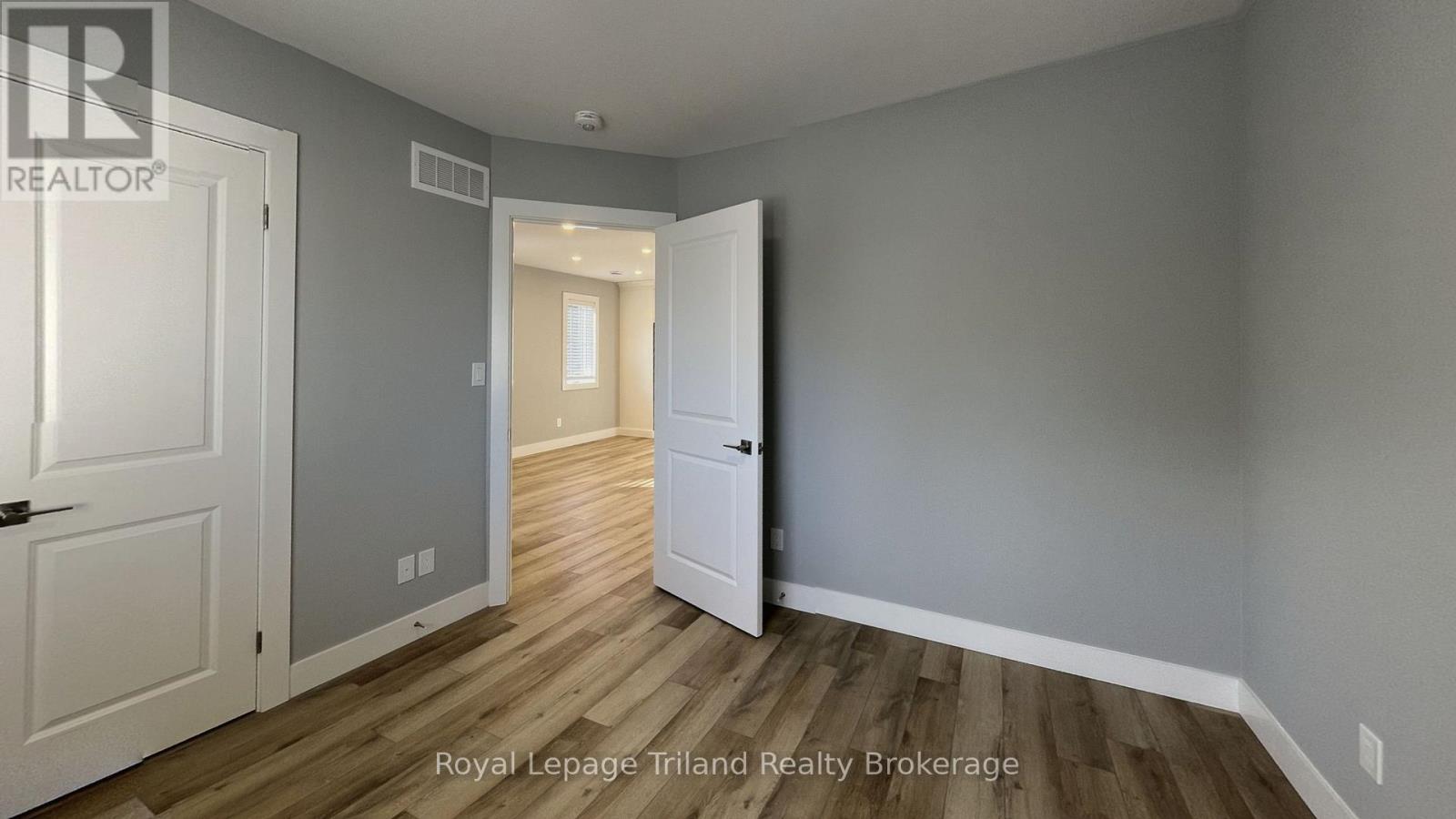 1 - 695 Hayball Street, Woodstock (Woodstock - North), Ontario  N4S 4Z5 - Photo 5 - X13842460