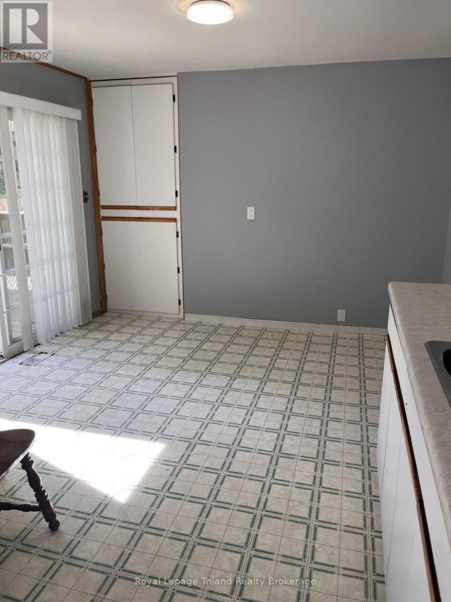 25 Palmer Street W, Norwich (Norwich Town), Ontario  N0J 1P0 - Photo 3 - X13842878