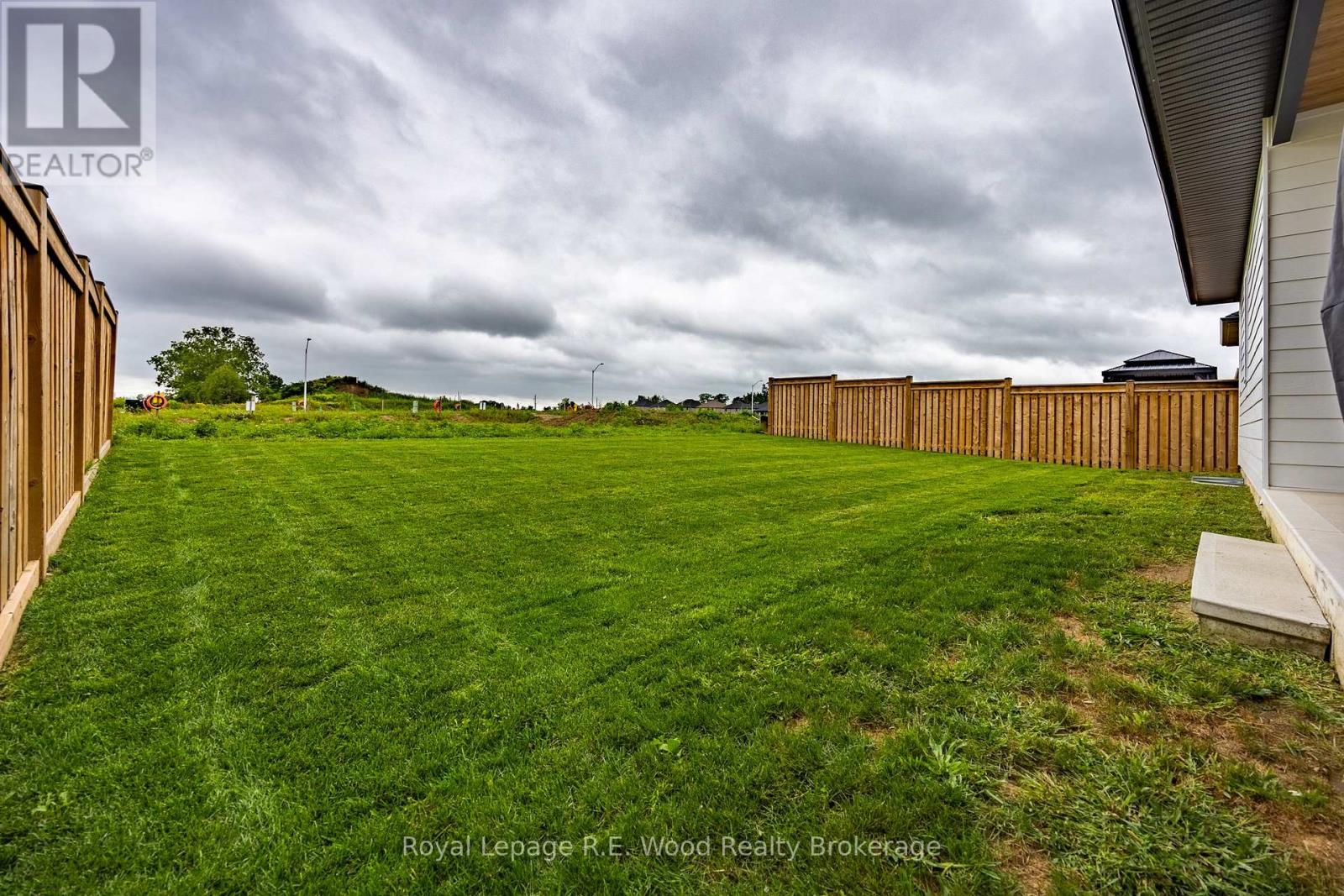 7 Sycamore Drive, Tillsonburg, Ontario  N4G 5S3 - Photo 32 - X13842914