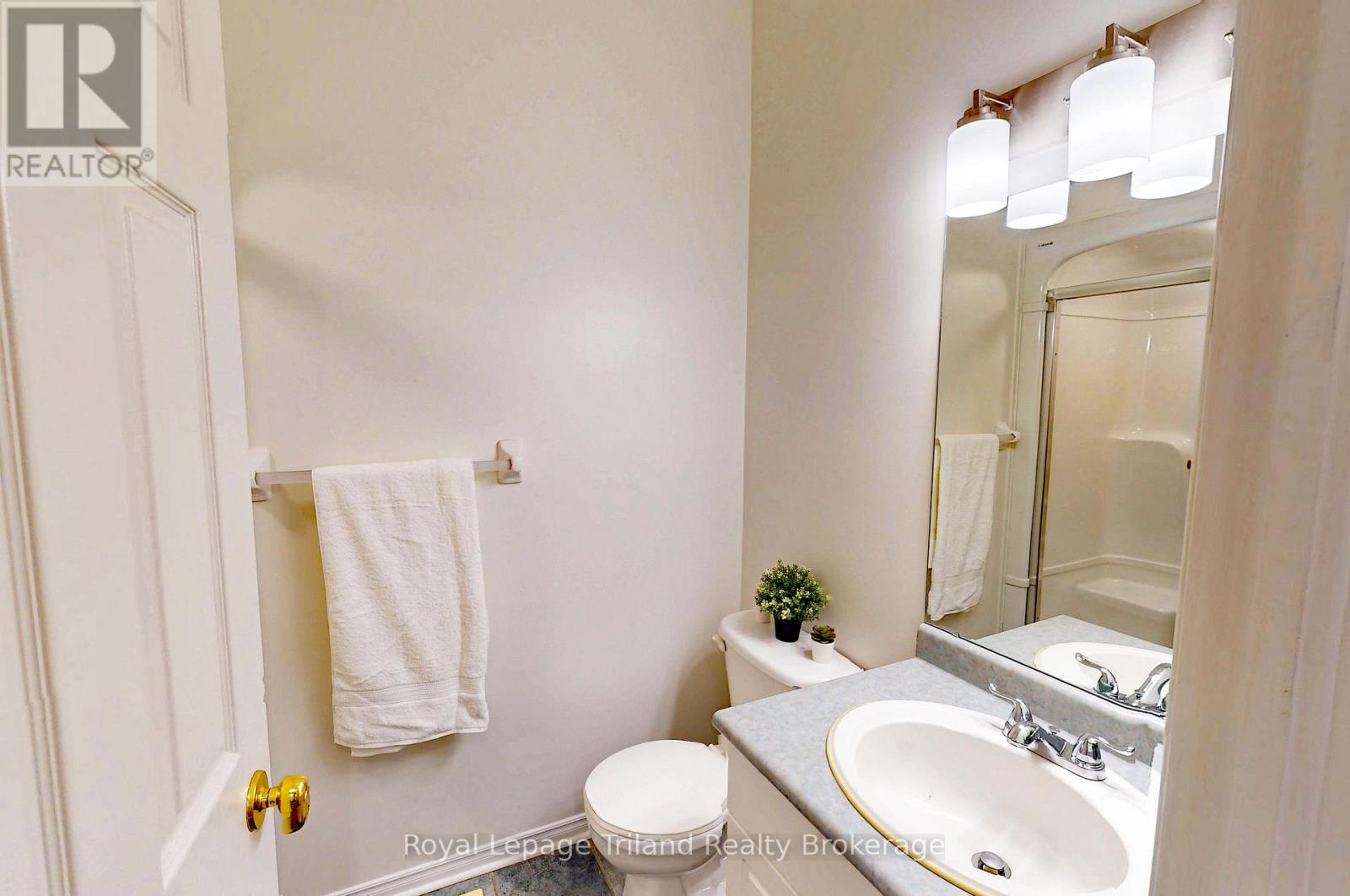 #13 - 491 Nova Scotia Court, Woodstock (Woodstock - South), Ontario  N4S 8Z2 - Photo 12 - X13843578
