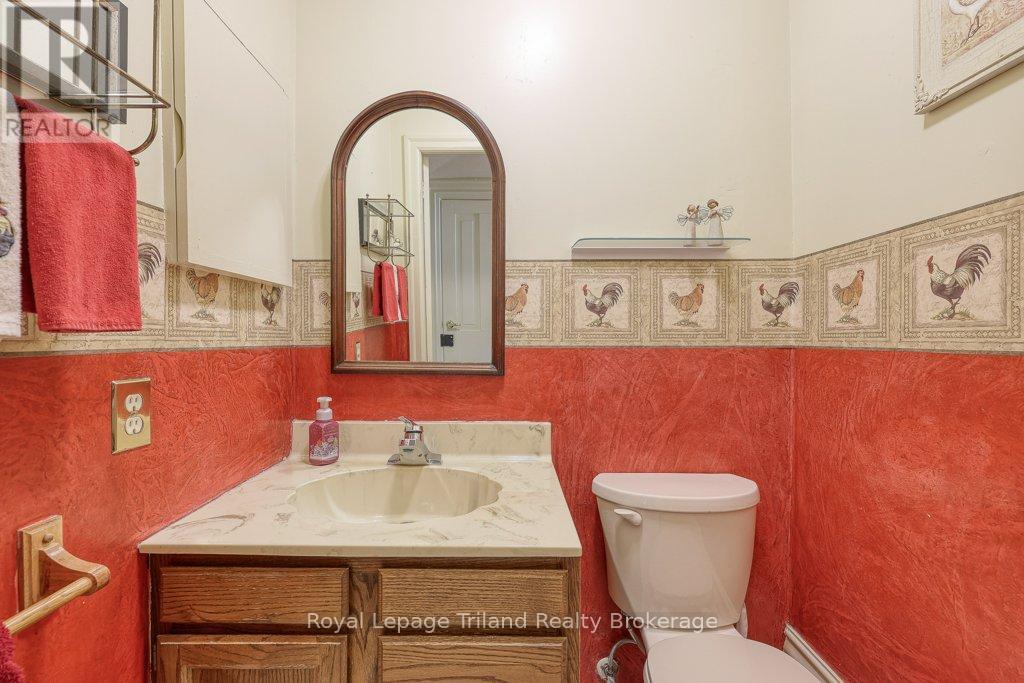 94 Rolph Street, Tillsonburg, Ontario  N4G 3Y4 - Photo 14 - X13846744