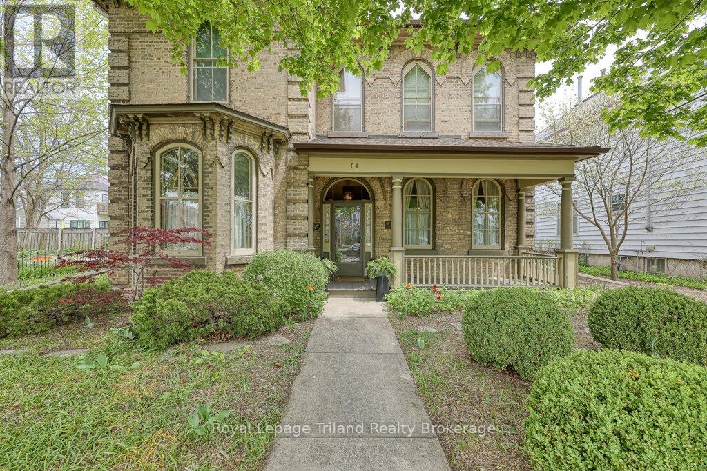 94 Rolph Street, Tillsonburg, Ontario  N4G 3Y4 - Photo 2 - X13846744