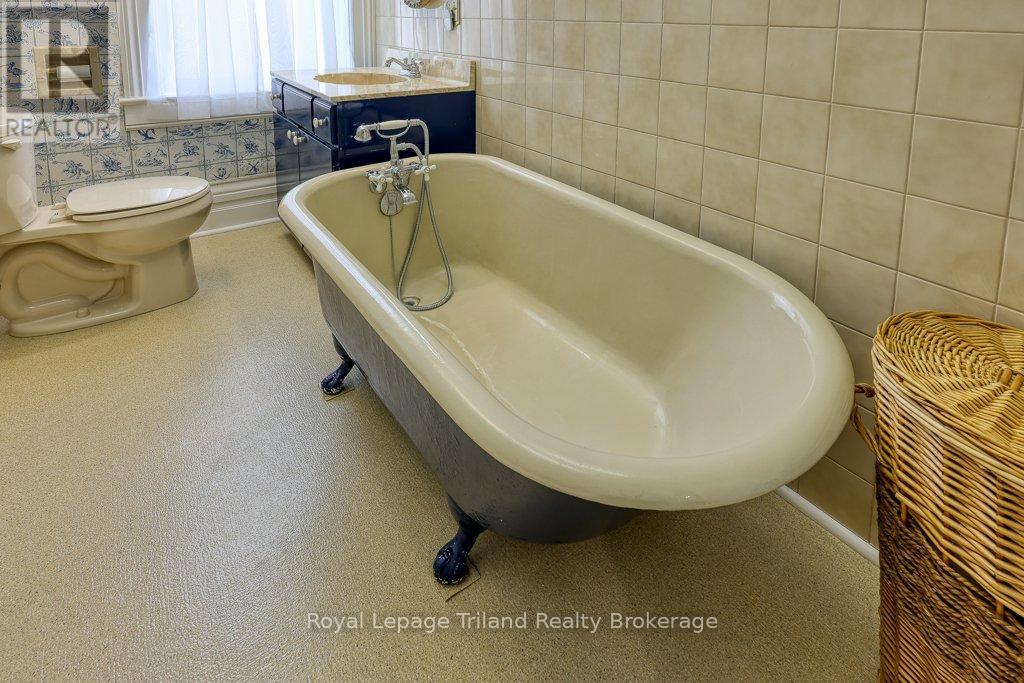 94 Rolph Street, Tillsonburg, Ontario  N4G 3Y4 - Photo 35 - X13846744
