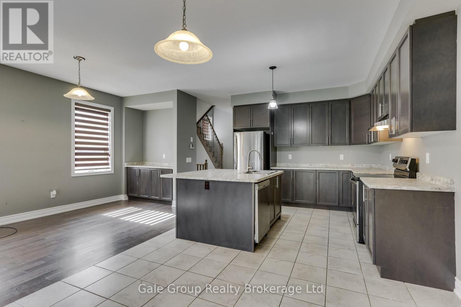 118 Huntingford Trail W, Woodstock (Woodstock - North), Ontario  N4T 0M3 - Photo 16 - X13850962