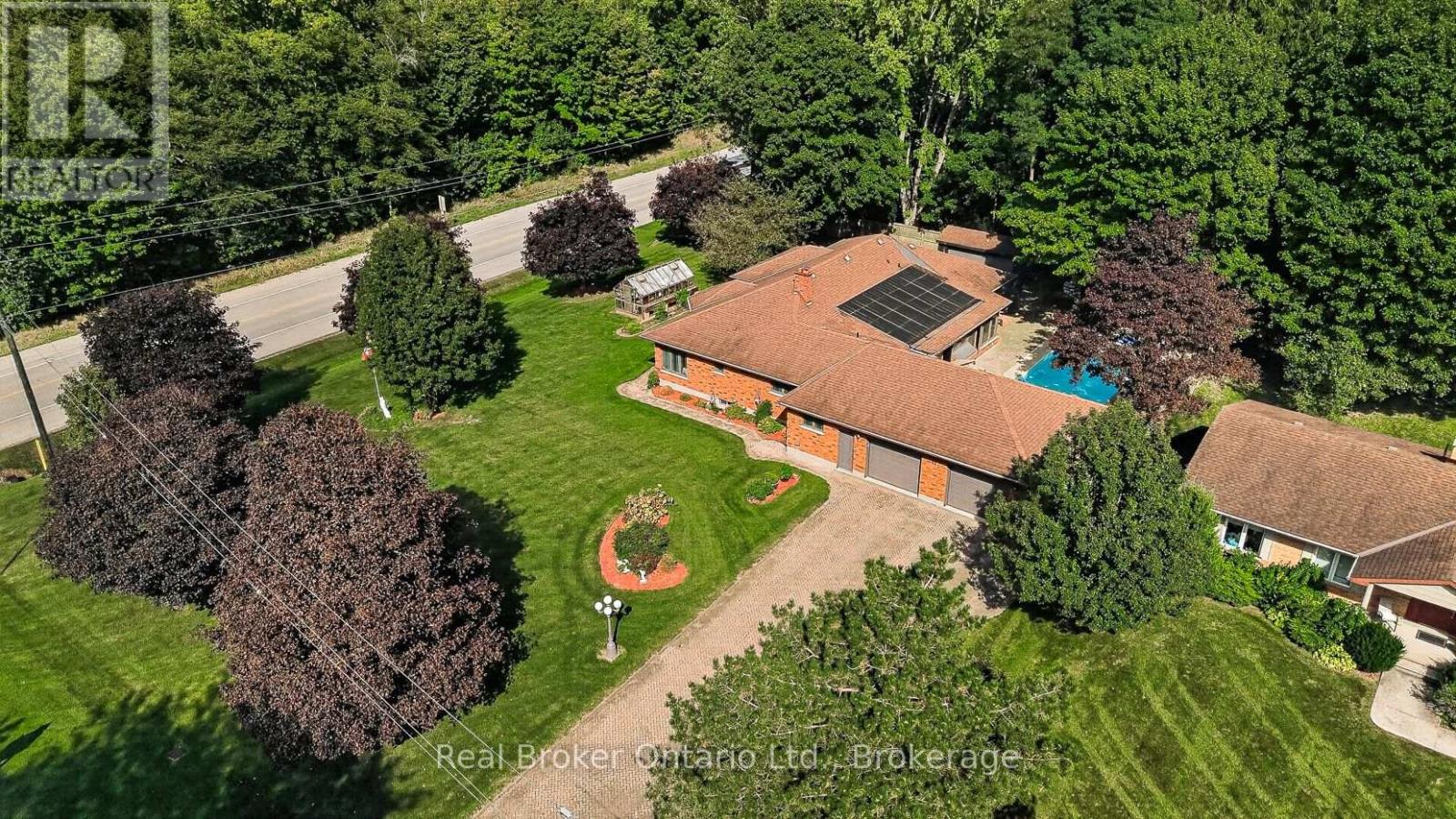 11 Elisabeth Street, East Zorra-Tavistock (Innerkip), Ontario  N0J 1M0 - Photo 2 - X13851366