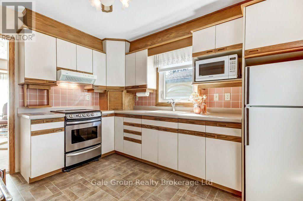 62 Aileen Drive, Woodstock (Woodstock - South), Ontario  N4S 4A1 - Photo 6 - X13853334