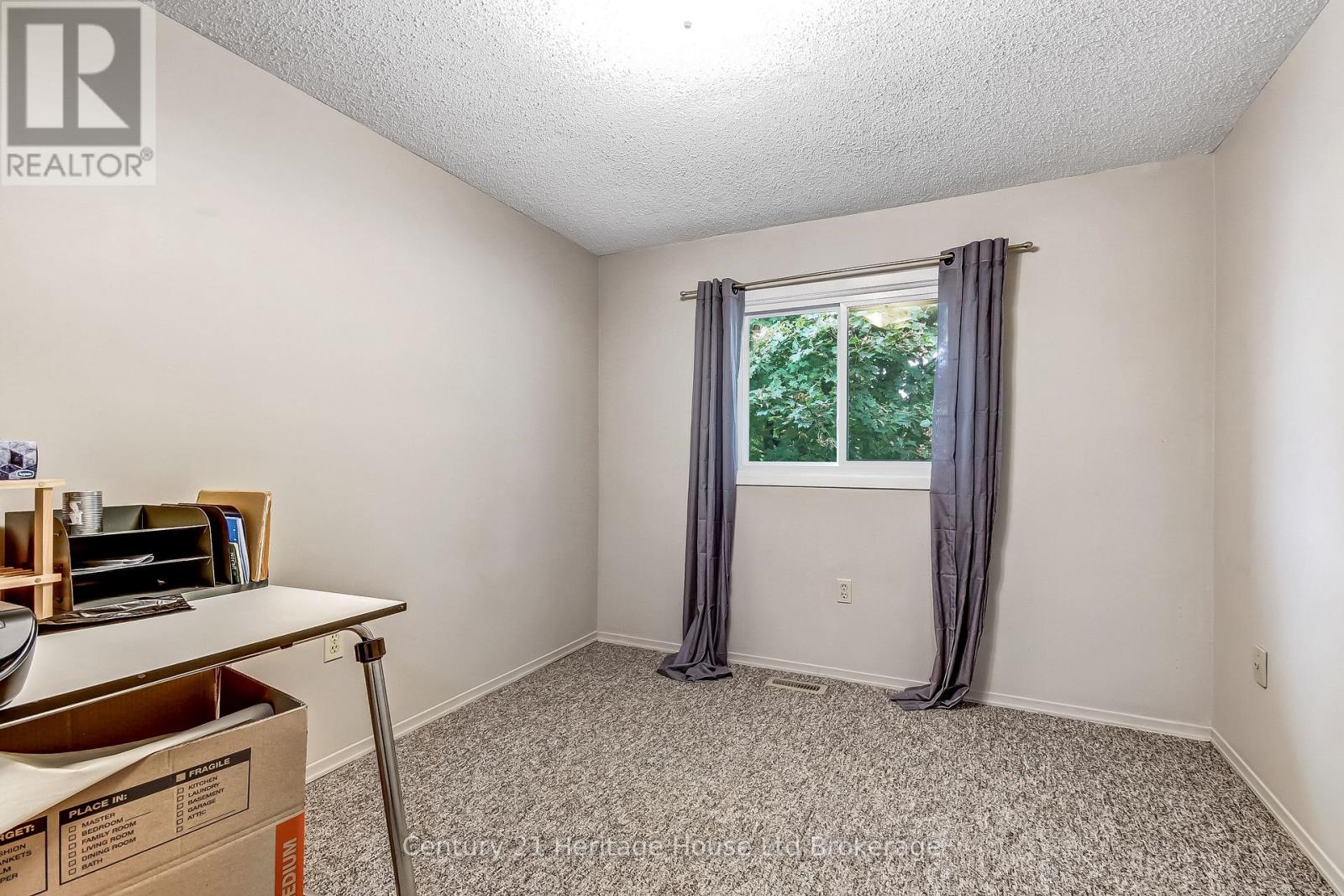 37 - 455 Springbank Avenue N, Woodstock (Woodstock - North), Ontario  N4T 1R1 - Photo 7 - X13856032