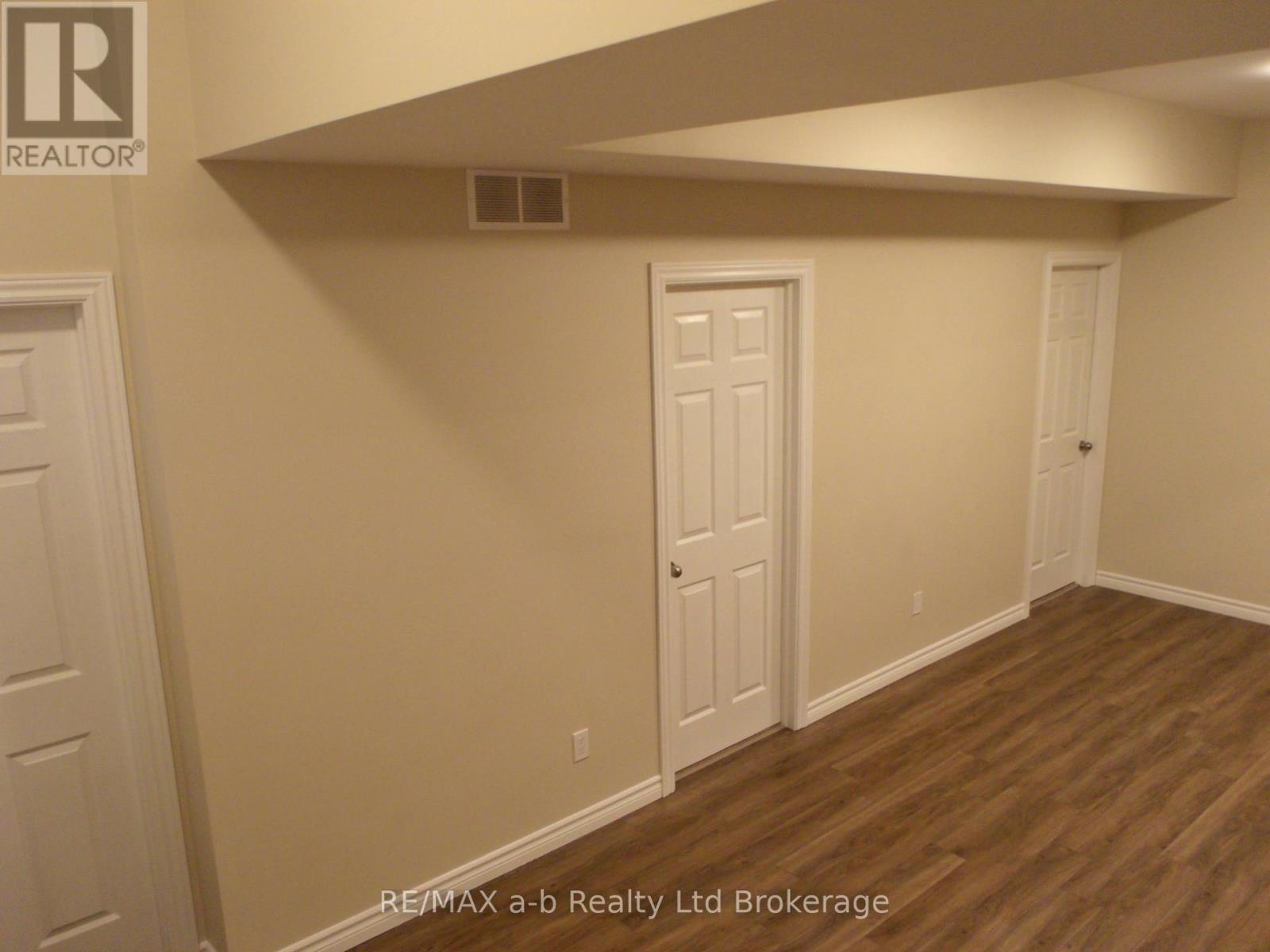 5 - 350 Dundas Street, Woodstock (Woodstock - North), Ontario  N4S 1B4 - Photo 6 - X13860130