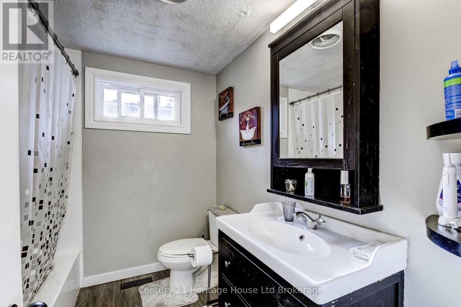 124 Innes Street, Ingersoll (Ingersoll - North), Ontario  N5C 2R5 - Photo 24 - X13860432
