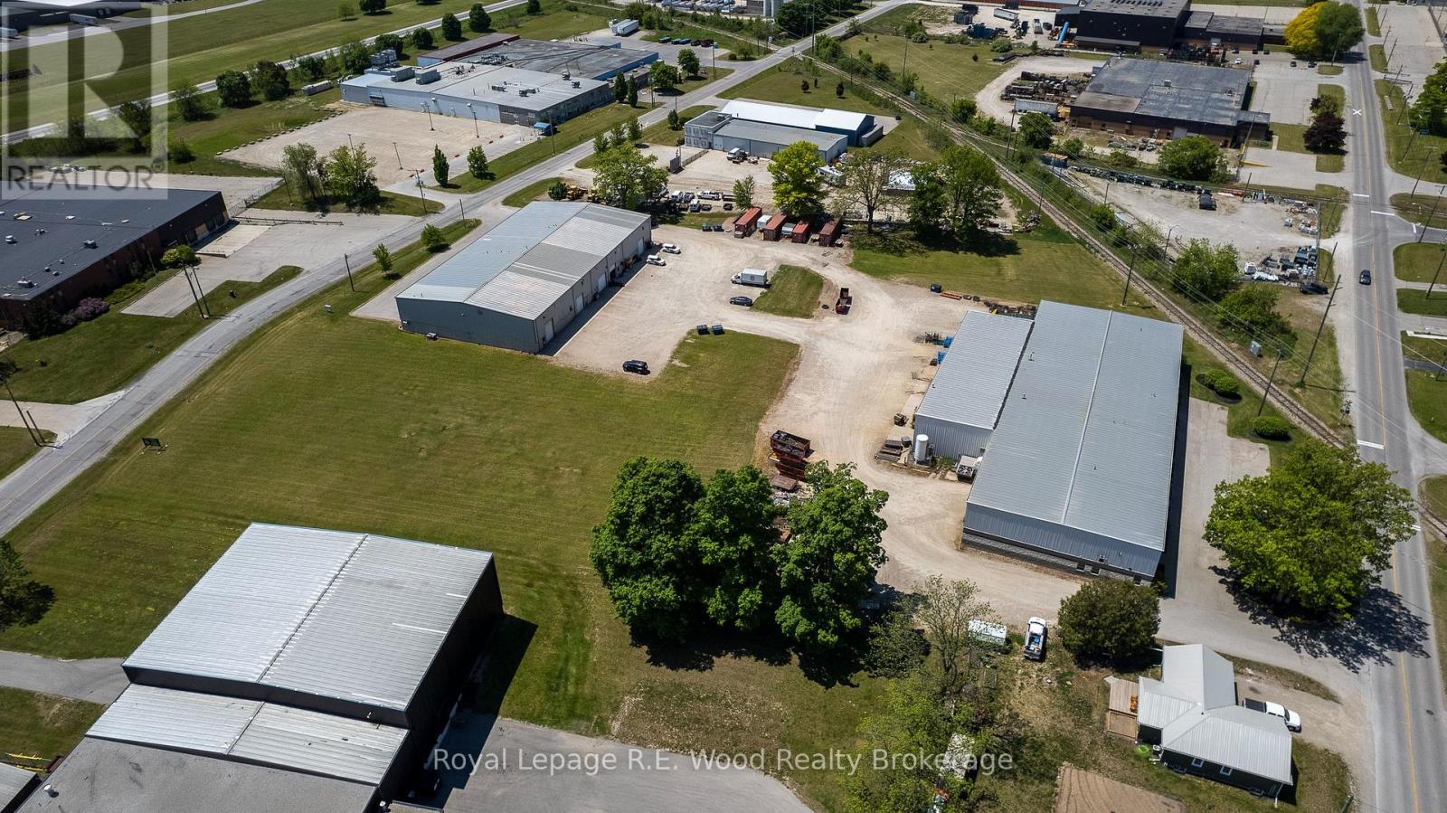 102 Spruce Street, Tillsonburg, Ontario  N4G 5V3 - Photo 12 - X13864660