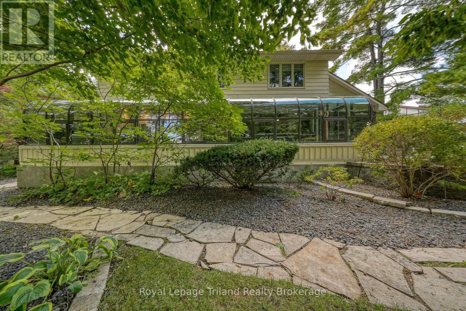 28 Segal Drive, Tillsonburg, Ontario  N4G 5A1 - Photo 48 - X13865358