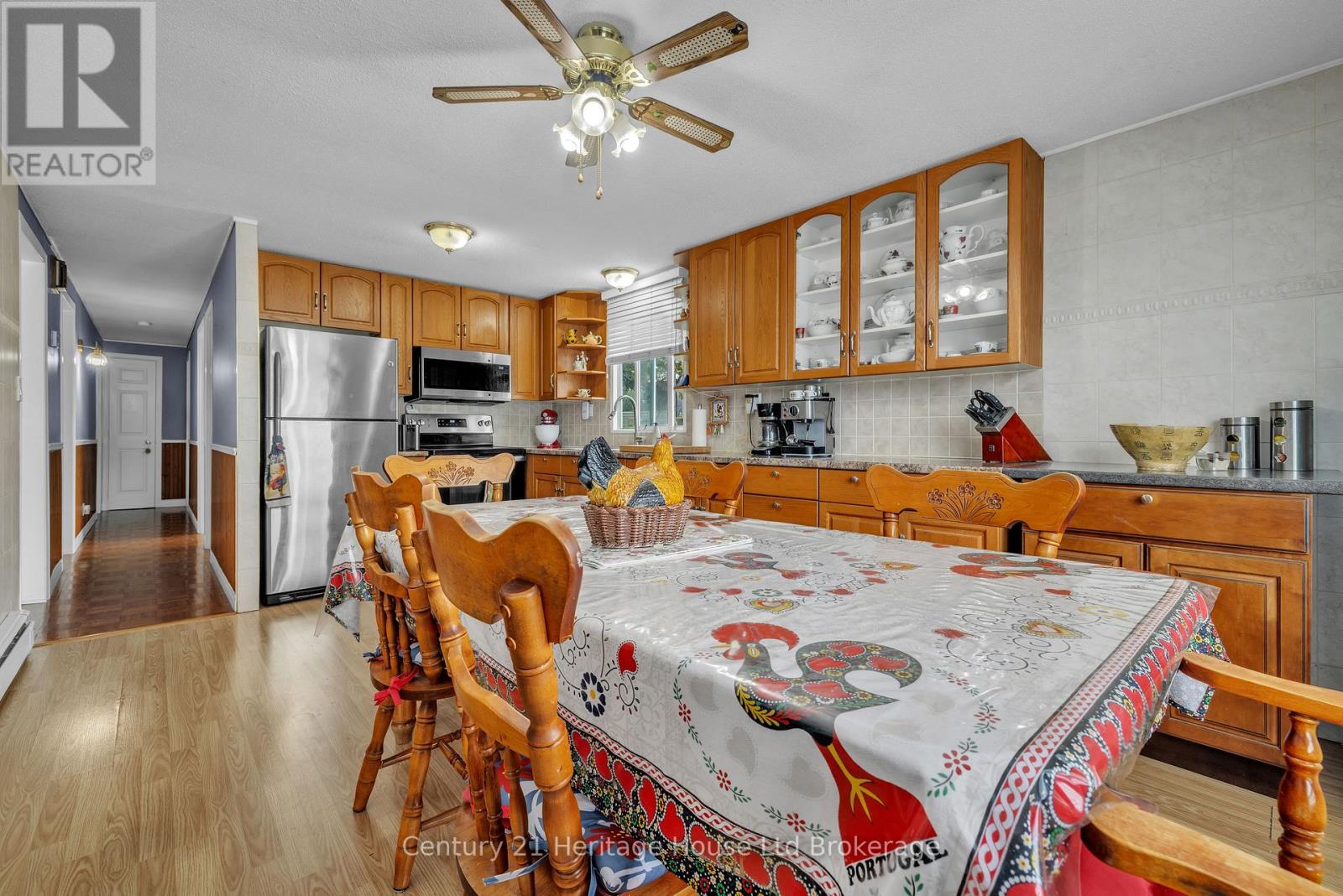 921 Lincoln Drive, Woodstock (Woodstock - South), Ontario  N4S 2N2 - Photo 6 - X13865936