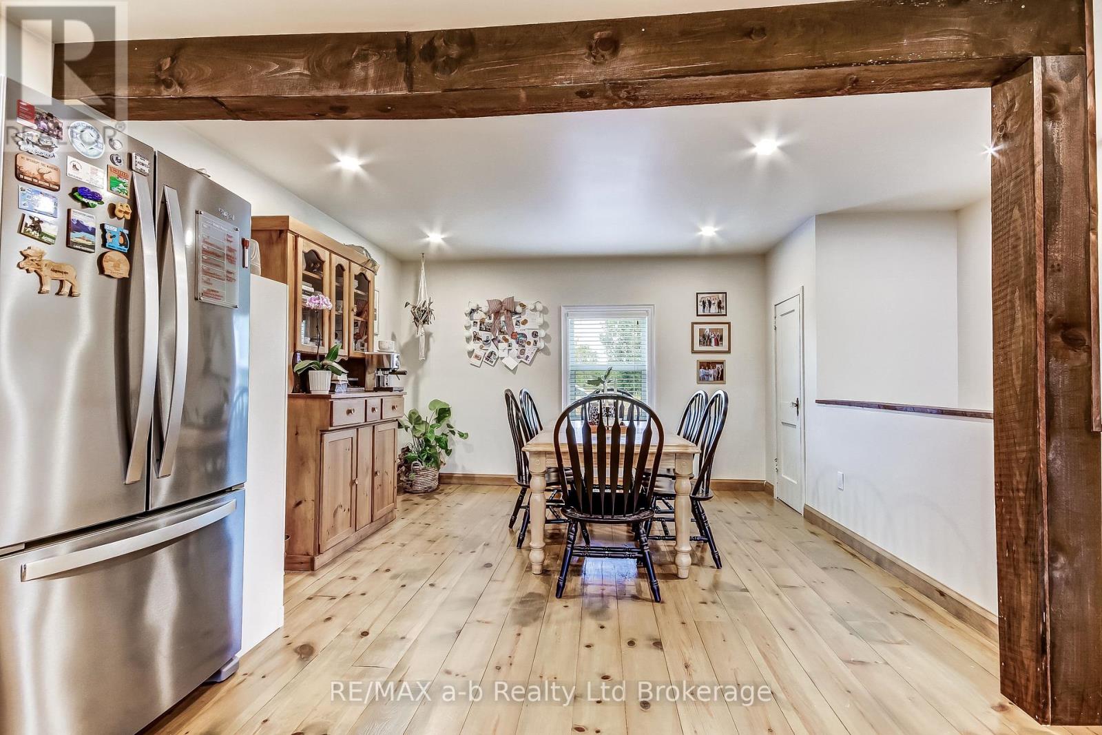2237 Pinegrove Road, Norfolk (Pine Grove), Ontario  N4B 2E6 - Photo 11 - X13866086