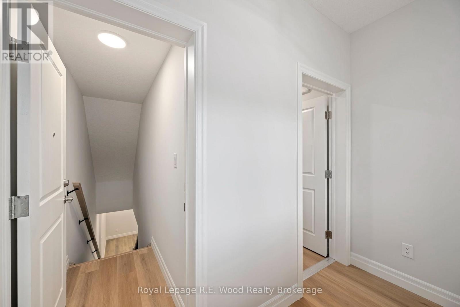 3 Hoylake Road, St. Thomas, Ontario  N5R 0R9 - Photo 3 - X13866218