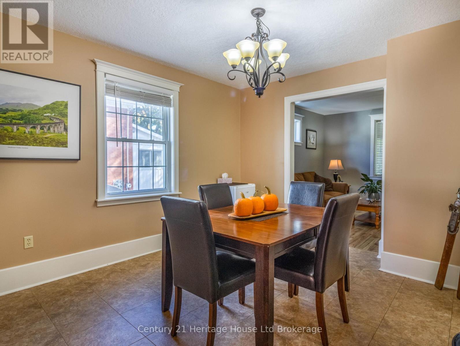 535 Richileau Avenue S, North Perth (Listowel), Ontario  N4W 1Z2 - Photo 12 - X13873652