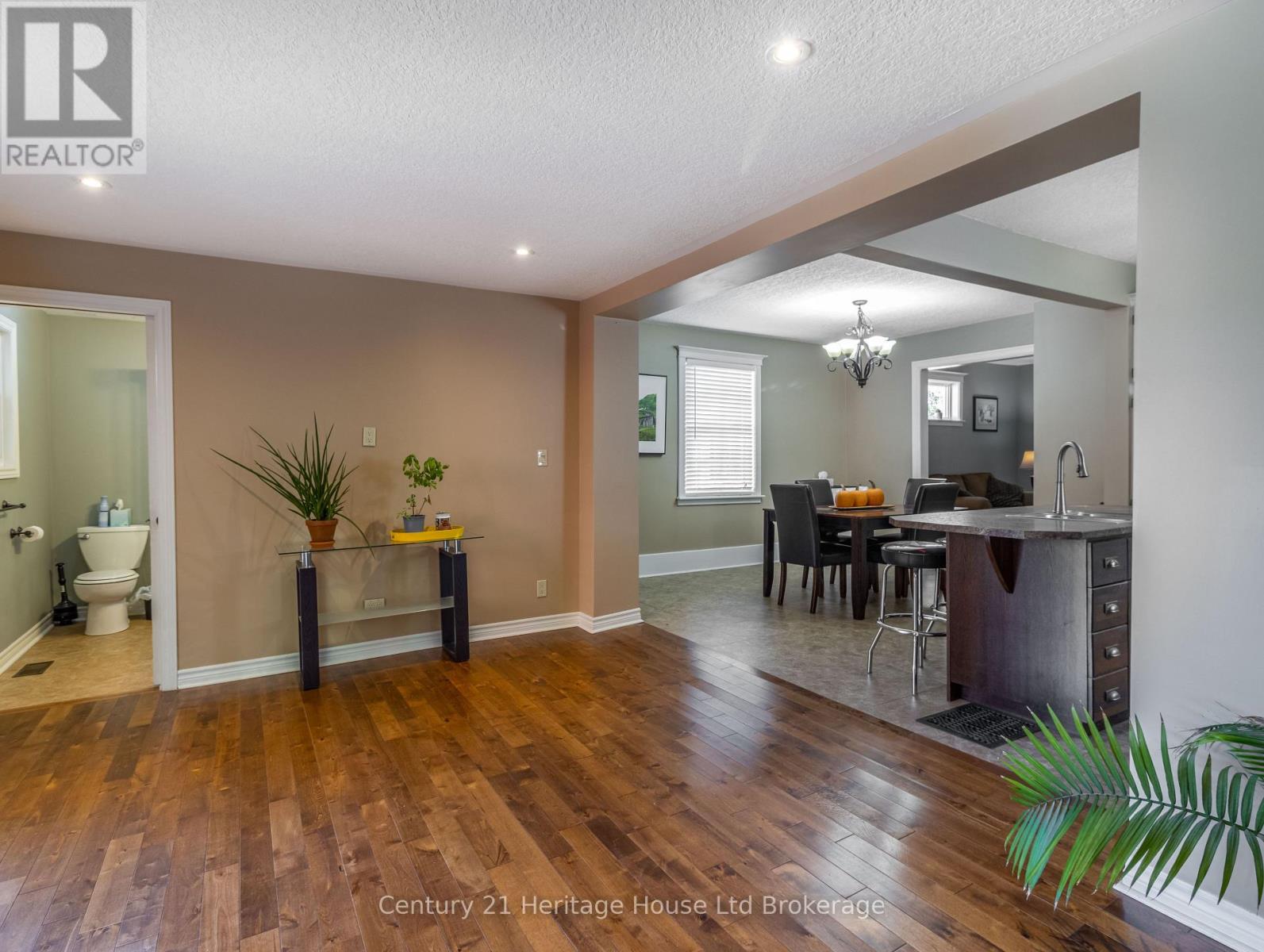 535 Richileau Avenue S, North Perth (Listowel), Ontario  N4W 1Z2 - Photo 13 - X13873652