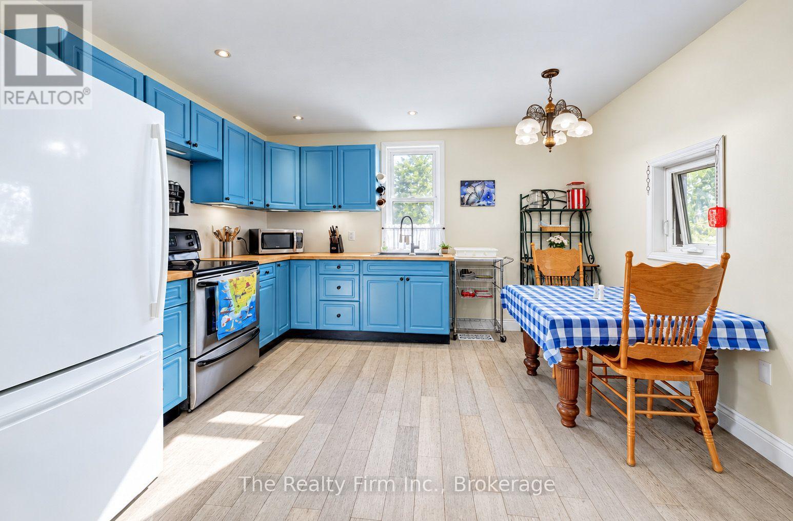 27 Mill St Street W, Perth East (Milverton), Ontario  N0K 1M0 - Photo 10 - X13876192