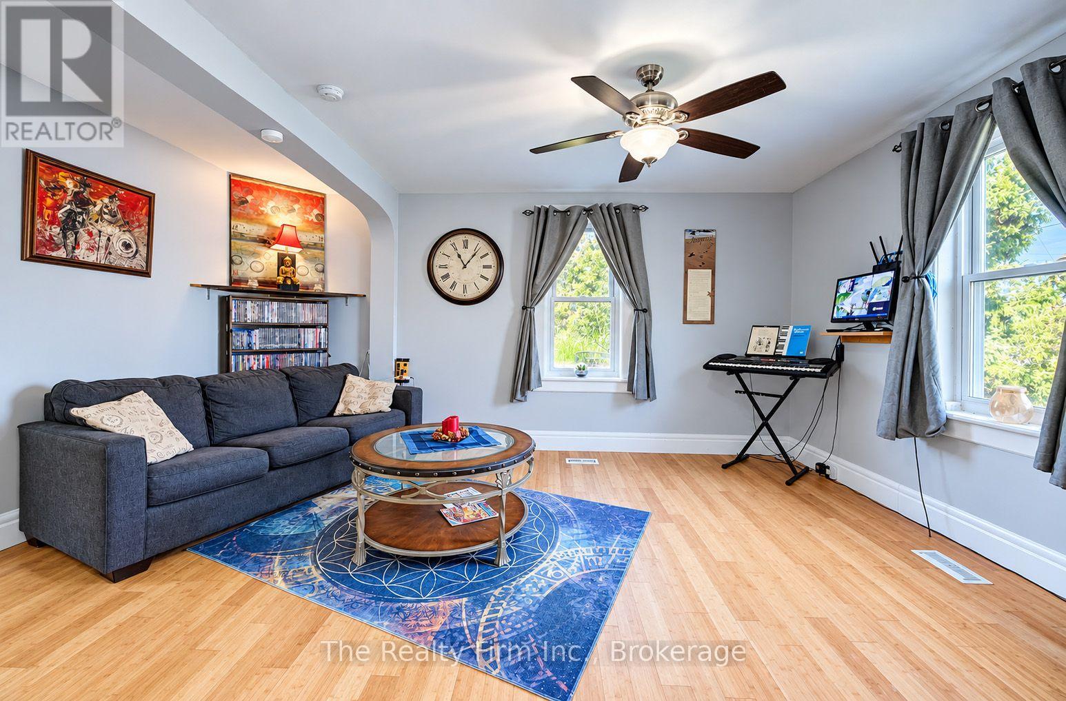 27 Mill St Street W, Perth East (Milverton), Ontario  N0K 1M0 - Photo 16 - X13876192