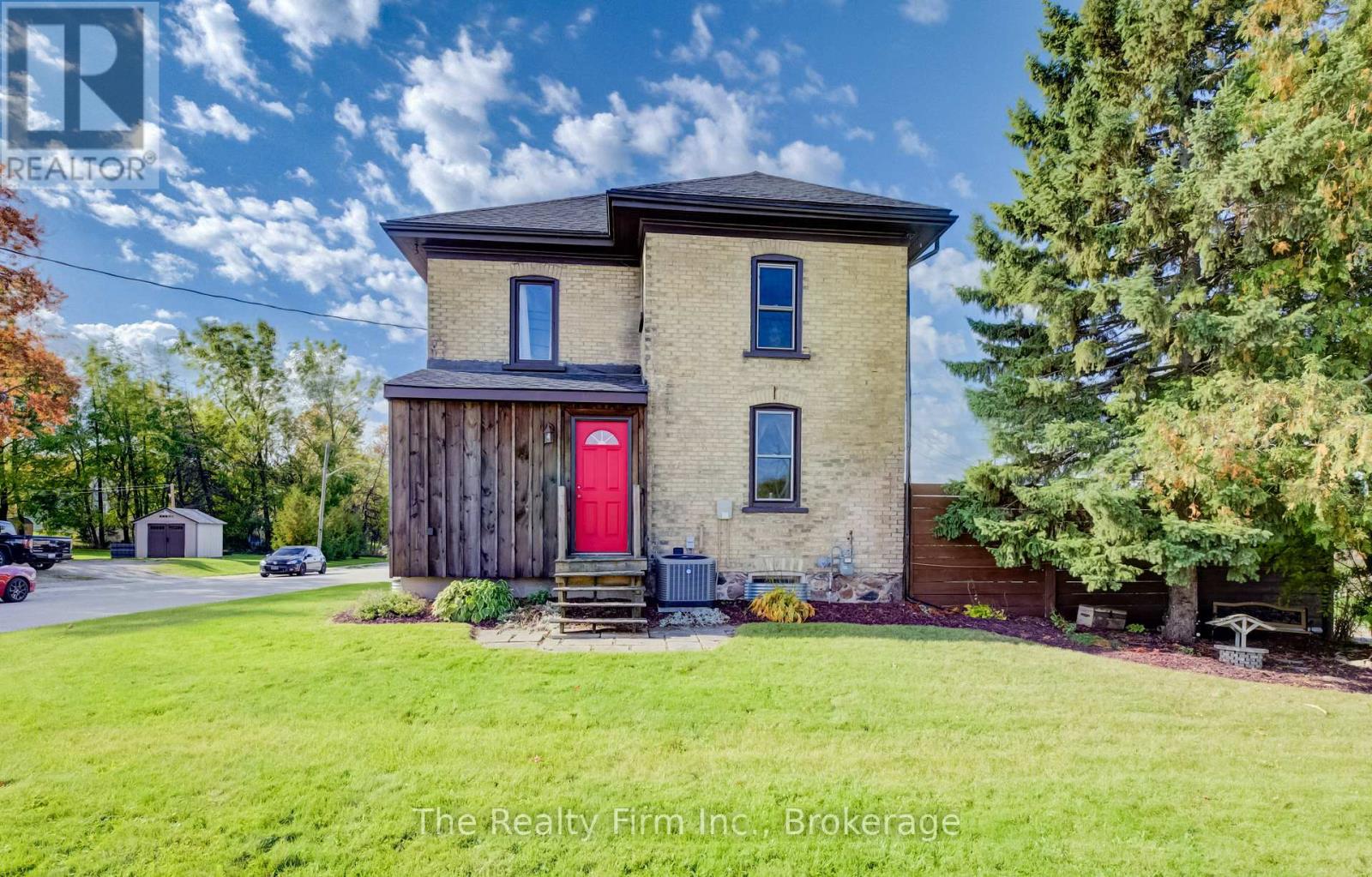 27 Mill St Street W, Perth East (Milverton), Ontario  N0K 1M0 - Photo 2 - X13876192