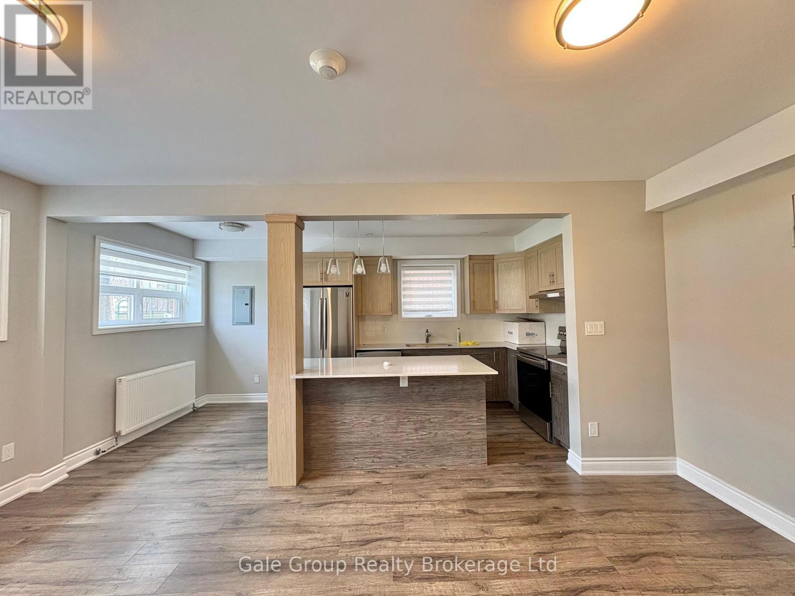 Unit 2 - 100 West Avenue S, Hamilton (Stinson), Ontario  L8N 2S3 - Photo 8 - X13877210