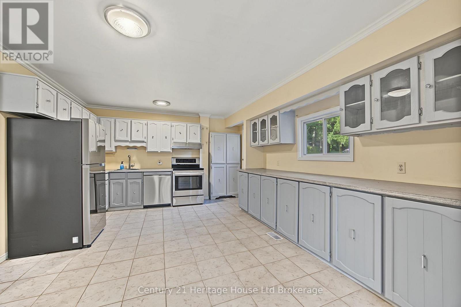 17846 Evelyn Drive, Thames Centre, Ontario  N0M 2M0 - Photo 11 - X13877640