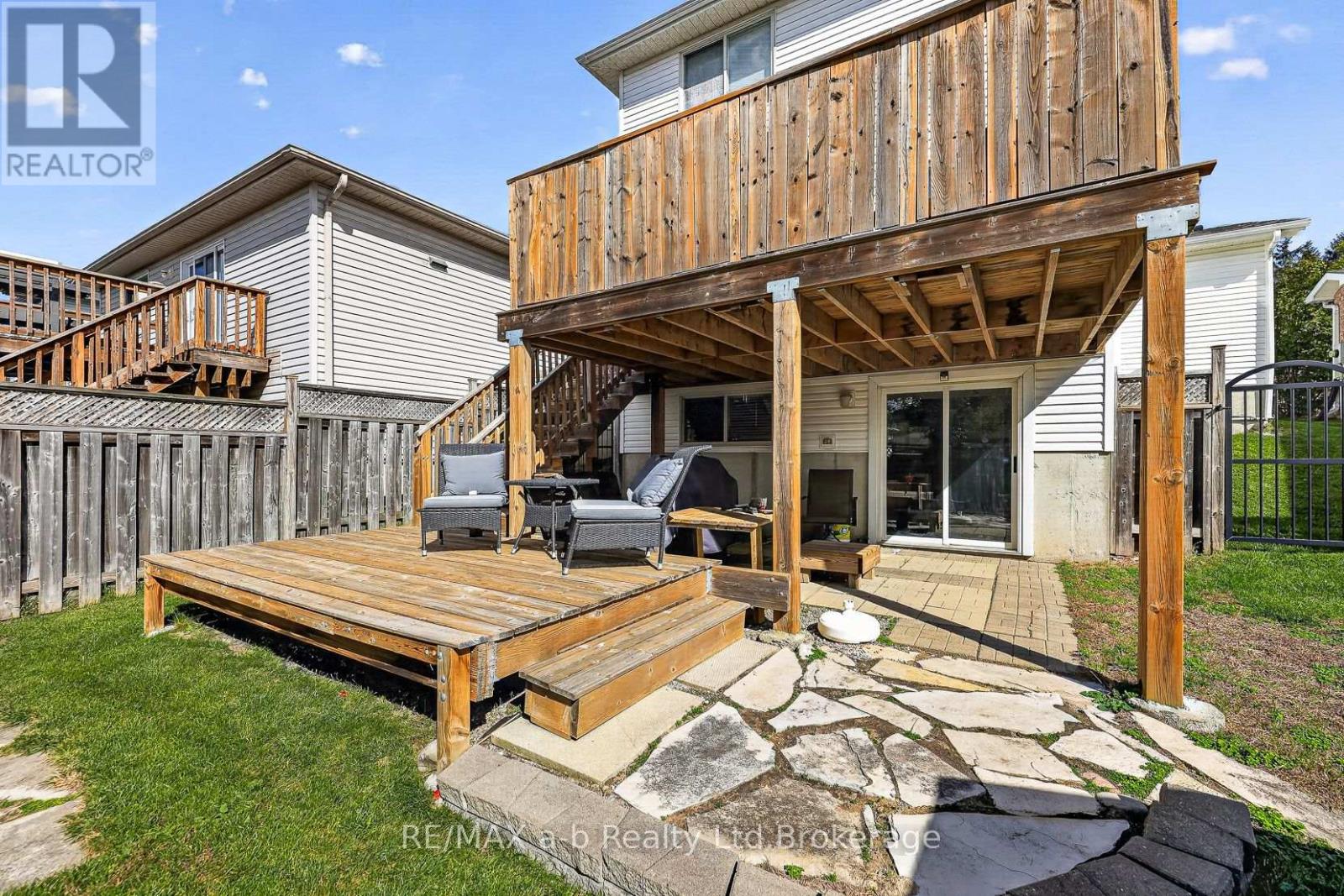17 Rossiter Road, Ingersoll (Ingersoll - South), Ontario  N5C 4C9 - Photo 8 - X13880412