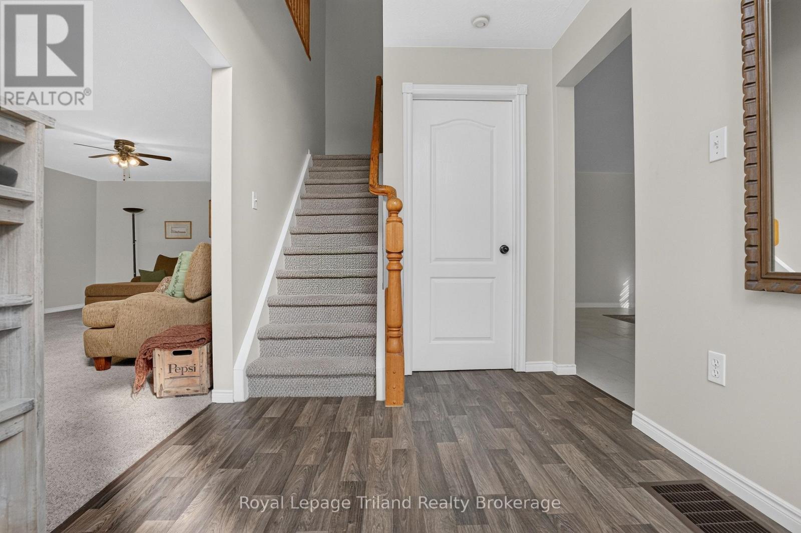 14 Elgin Street W, Norwich (Norwich Town), Ontario  N0J 1P0 - Photo 3 - X13881228