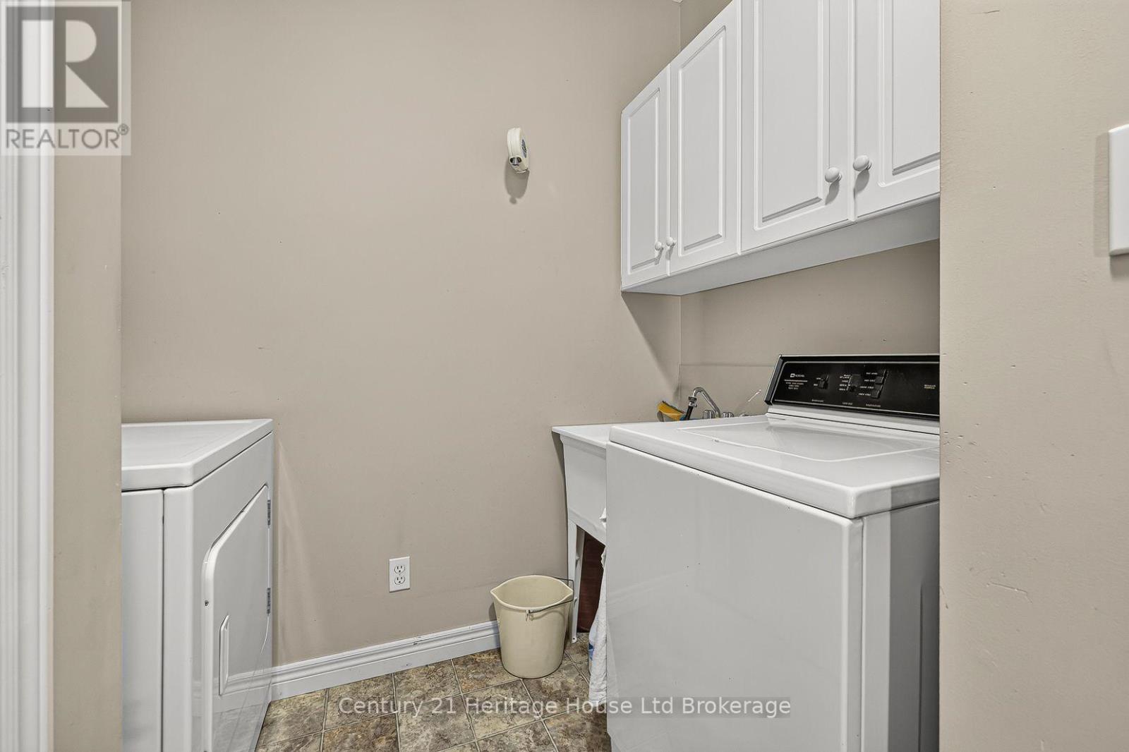 796 Springbank Avenue N, Woodstock (Woodstock - North), Ontario  N4T 1T5 - Photo 28 - X13882518
