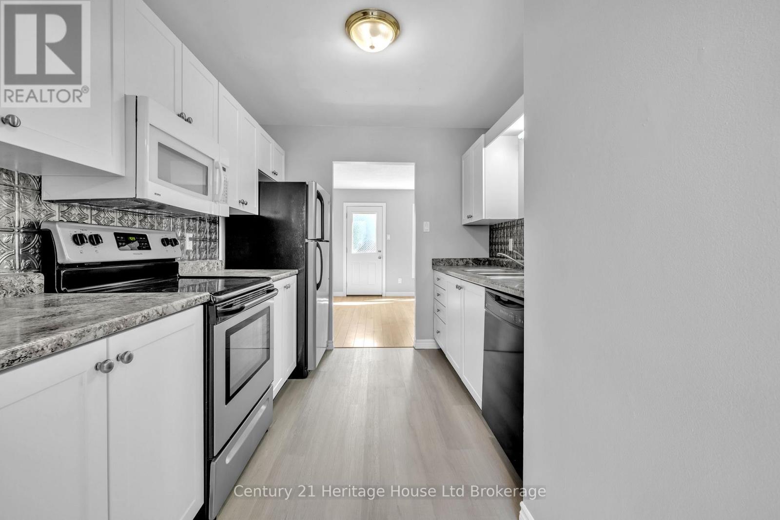 2 - 1135 Nellis Street, Woodstock (Woodstock - North), Ontario  N4T 1P7 - Photo 10 - X13882920