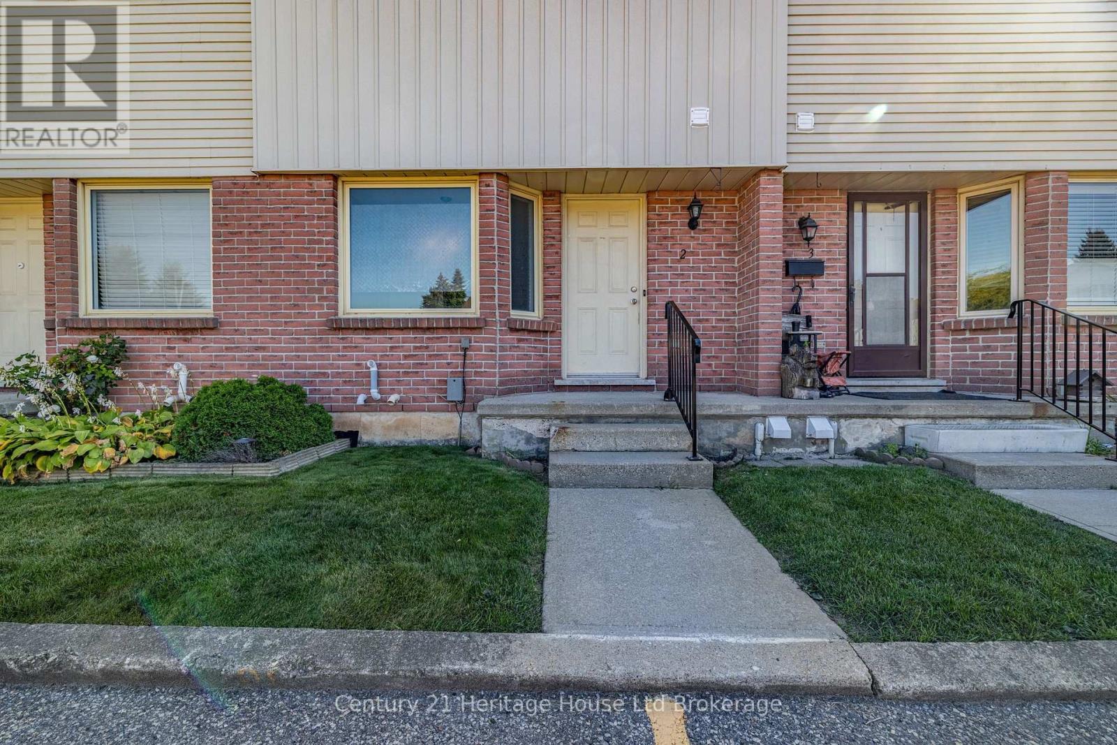 2 - 1135 Nellis Street, Woodstock (Woodstock - North), Ontario  N4T 1P7 - Photo 2 - X13882920