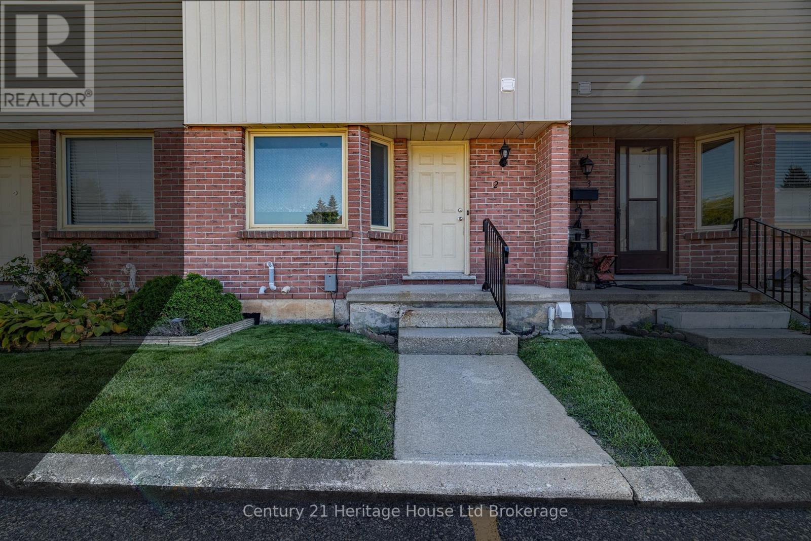 2 - 1135 Nellis Street, Woodstock (Woodstock - North), Ontario  N4T 1P7 - Photo 3 - X13882920