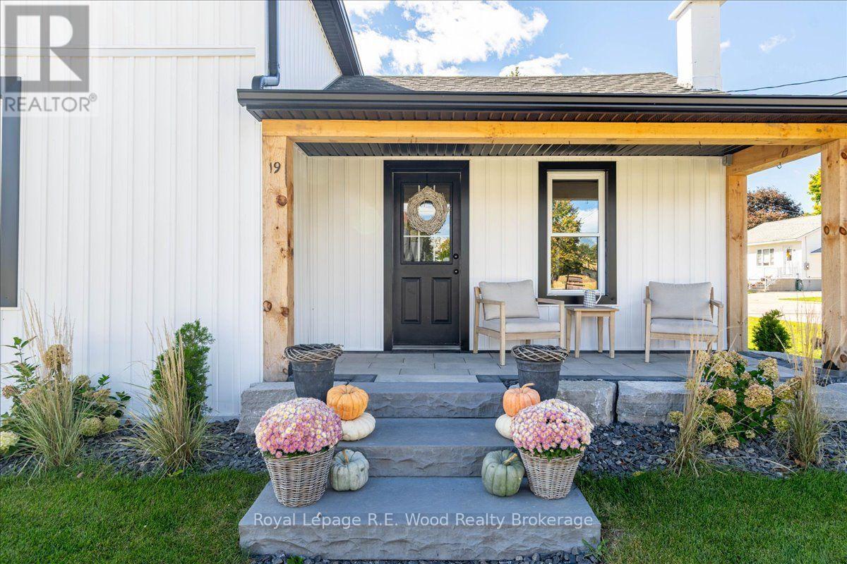 19 Washington Street, Norwich (Norwich Town), Ontario  N0J 1P0 - Photo 4 - X13884006