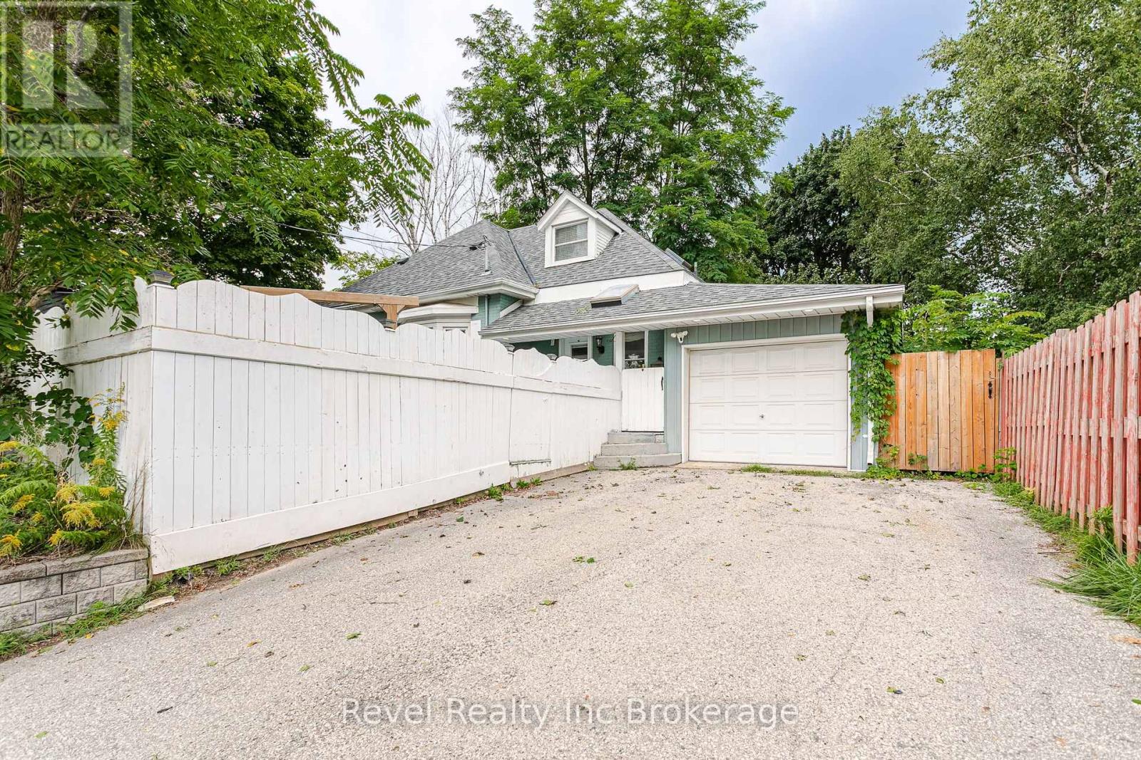 126 Huron Street, Woodstock (Woodstock - North), Ontario  N4S 6Z8 - Photo 26 - X13884968