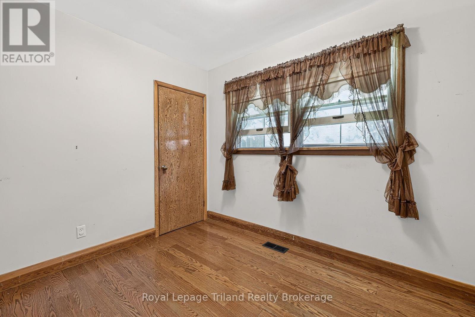 30 Young Street, East Zorra-Tavistock (Innerkip), Ontario  N0J 1M0 - Photo 26 - X14004234