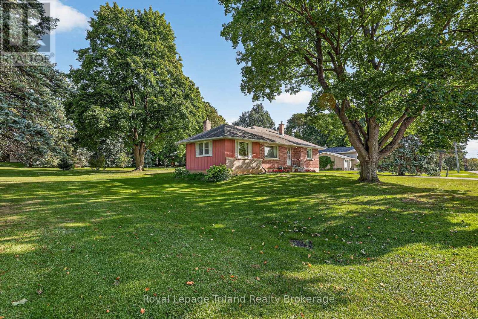 30 Young Street, East Zorra-Tavistock (Innerkip), Ontario  N0J 1M0 - Photo 5 - X14004234