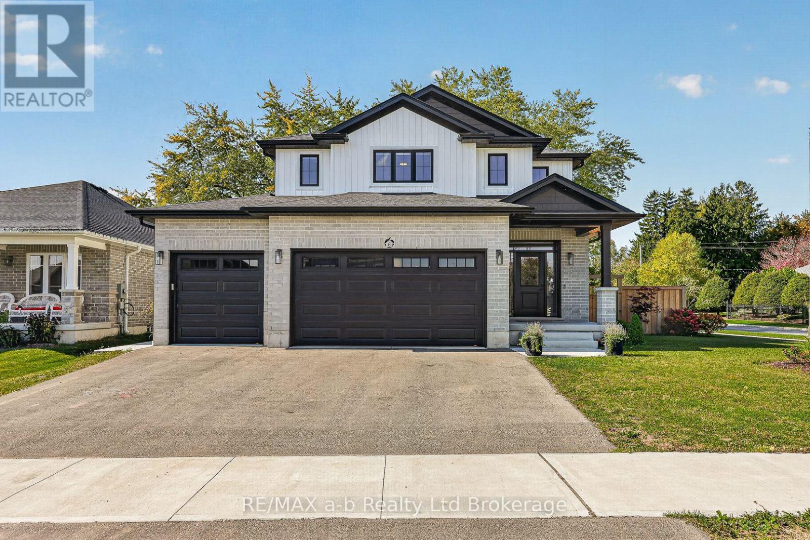6 Diamond Street, East Zorra-Tavistock (Tavistock), Ontario  N0B 2R0 - Photo 2 - X14006662