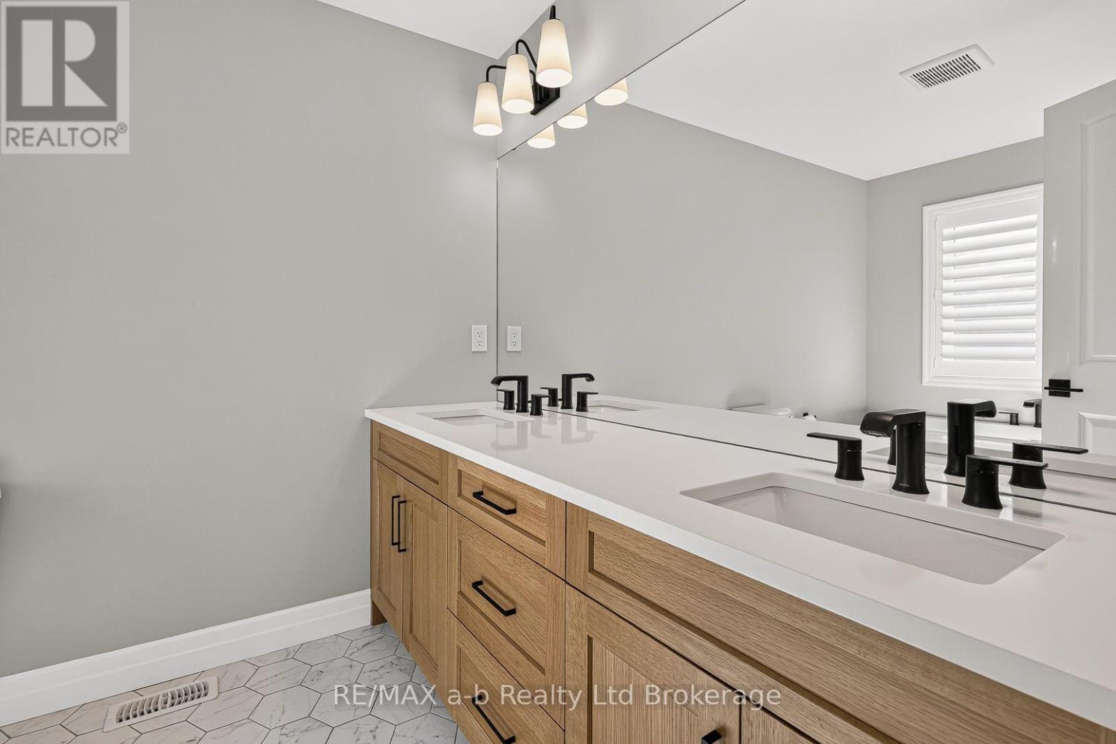 6 Diamond Street, East Zorra-Tavistock (Tavistock), Ontario  N0B 2R0 - Photo 31 - X14006662
