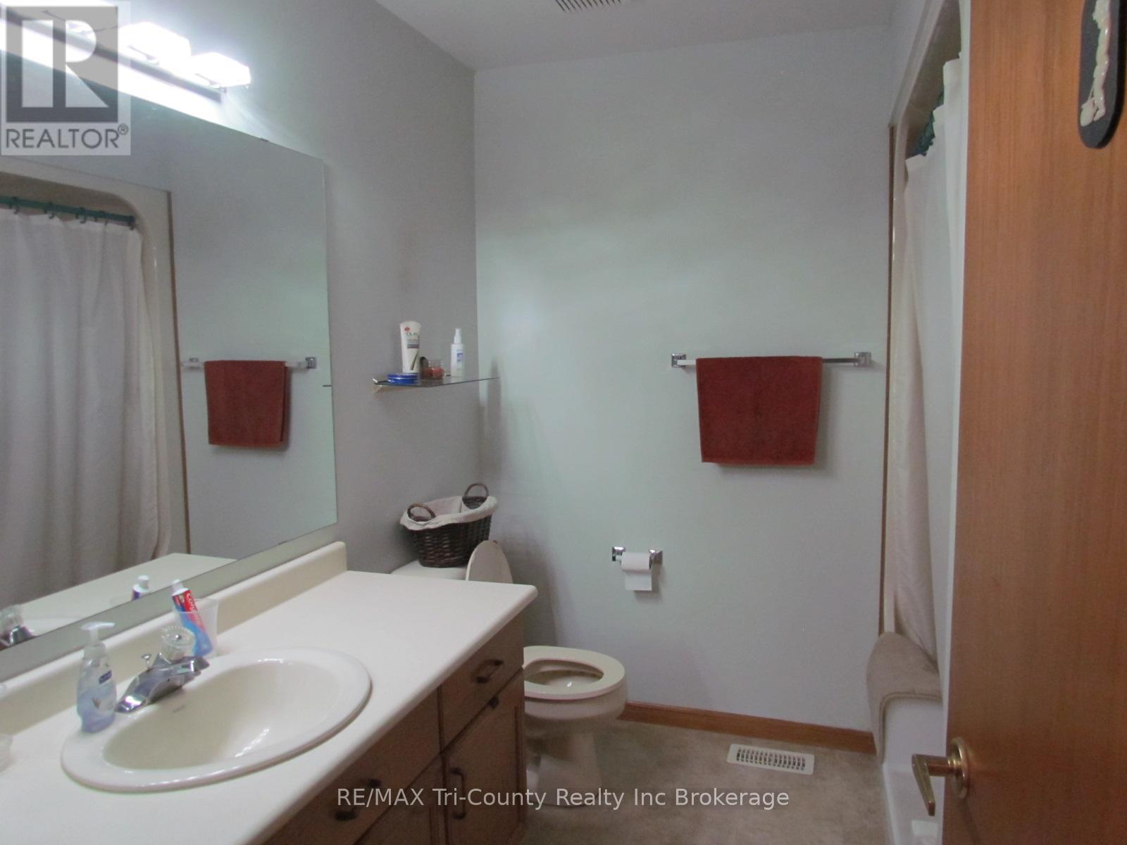29 Beckett Boulevard, Tillsonburg, Ontario  N4G 5N1 - Photo 10 - X14015044