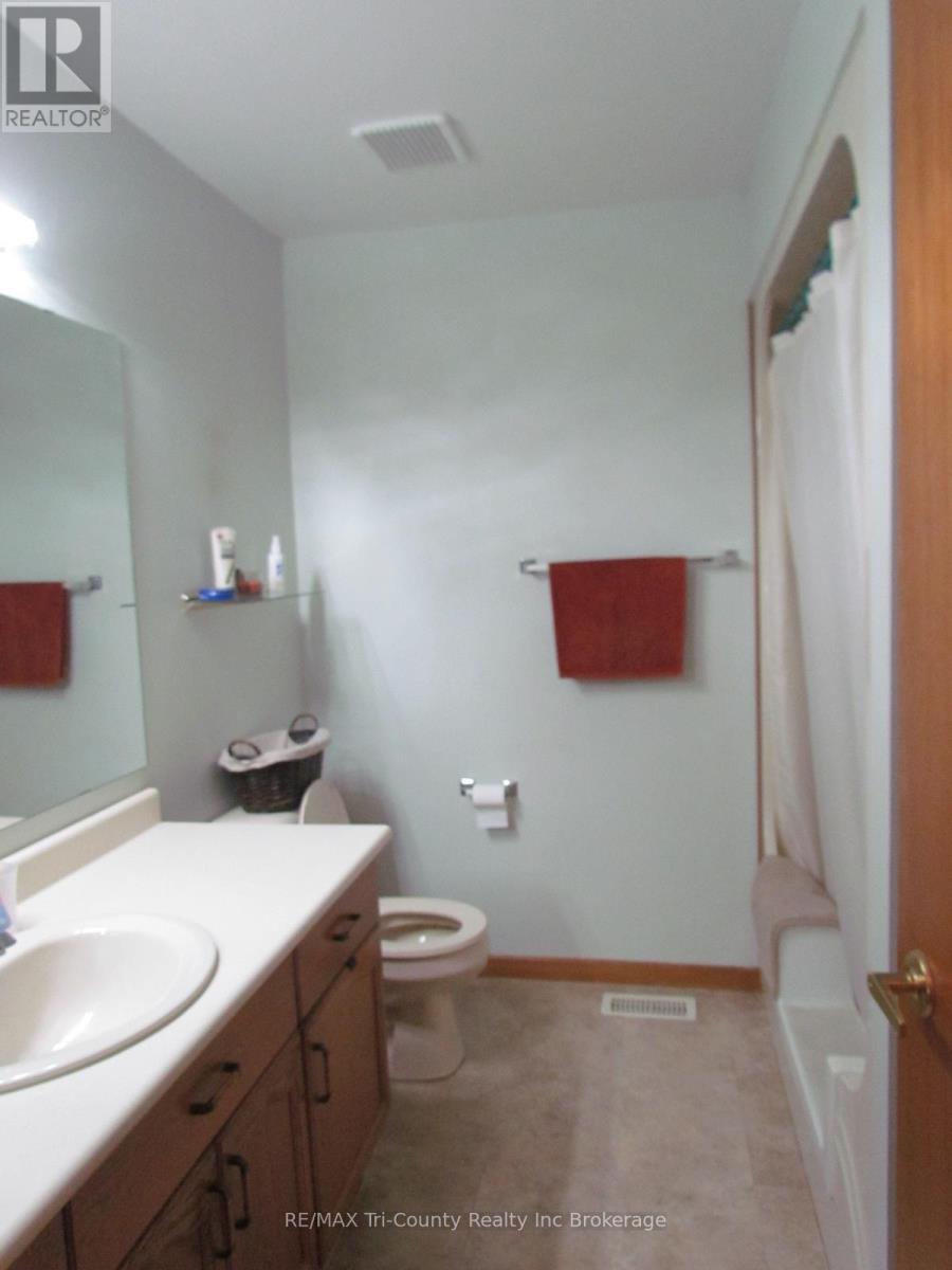 29 Beckett Boulevard, Tillsonburg, Ontario  N4G 5N1 - Photo 7 - X14015044