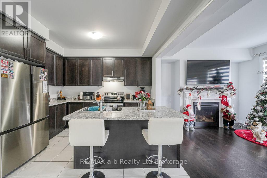 1137 Edinburgh Drive, Woodstock (Woodstock - North), Ontario  N4T 0M3 - Photo 11 - X14025476