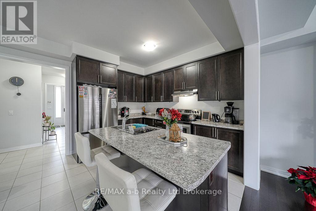 1137 Edinburgh Drive, Woodstock (Woodstock - North), Ontario  N4T 0M3 - Photo 13 - X14025476