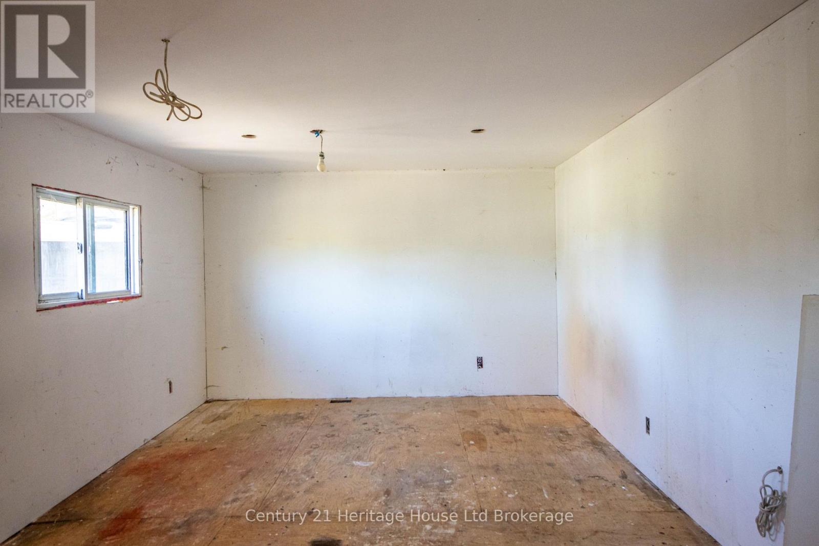 3 Albert - 596101 59 Highway, East Zorra-Tavistock (Hidden Valley), Ontario  N4S 7W1 - Photo 6 - X14031198