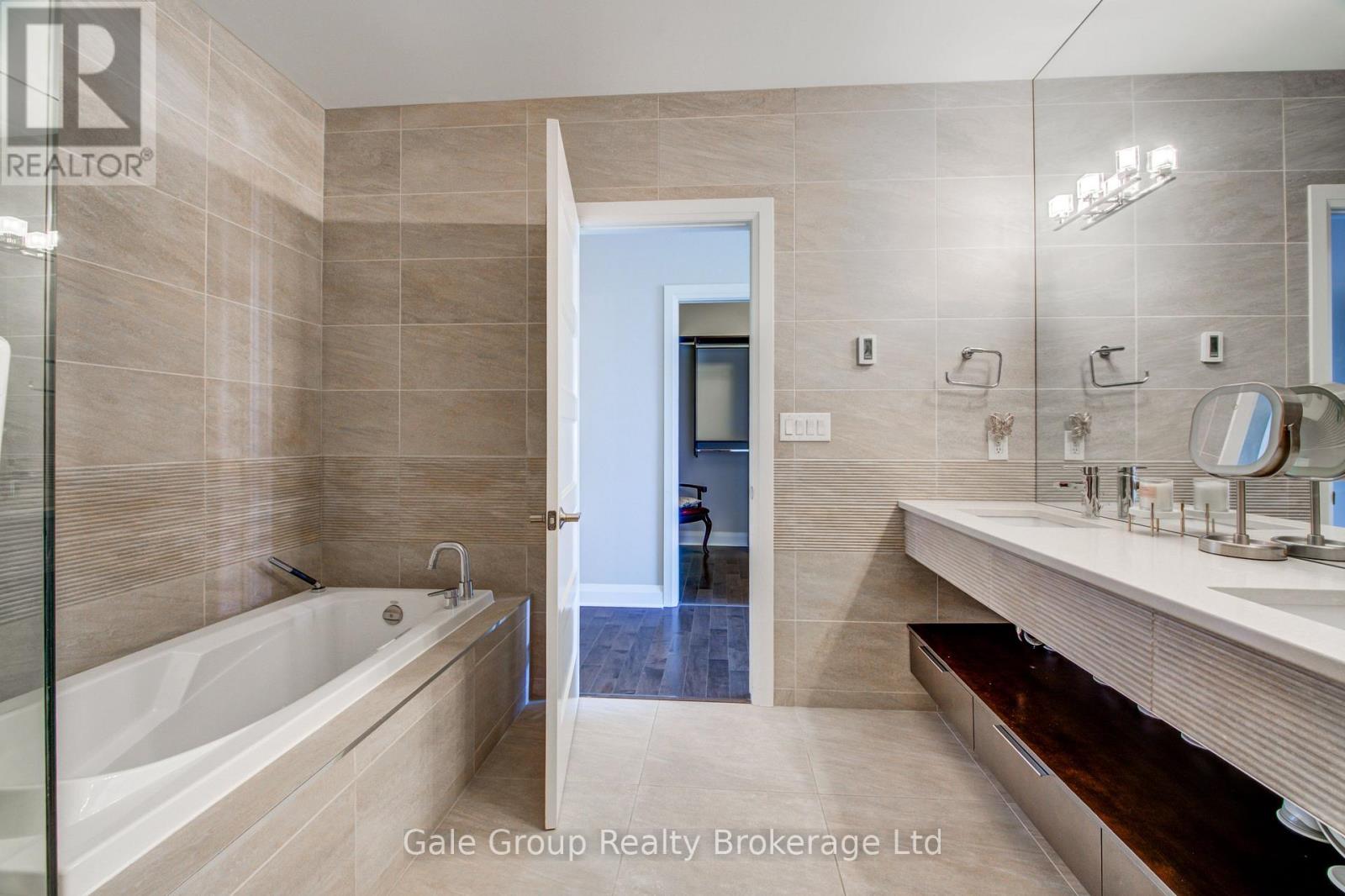 2702 - 330 Ridout Street N, London East (East K), Ontario  N6A 0A7 - Photo 26 - X14034478