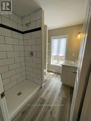 8-10 Bay Street, Woodstock (Woodstock - South), Ontario  N4S 3K5 - Photo 5 - X14080632