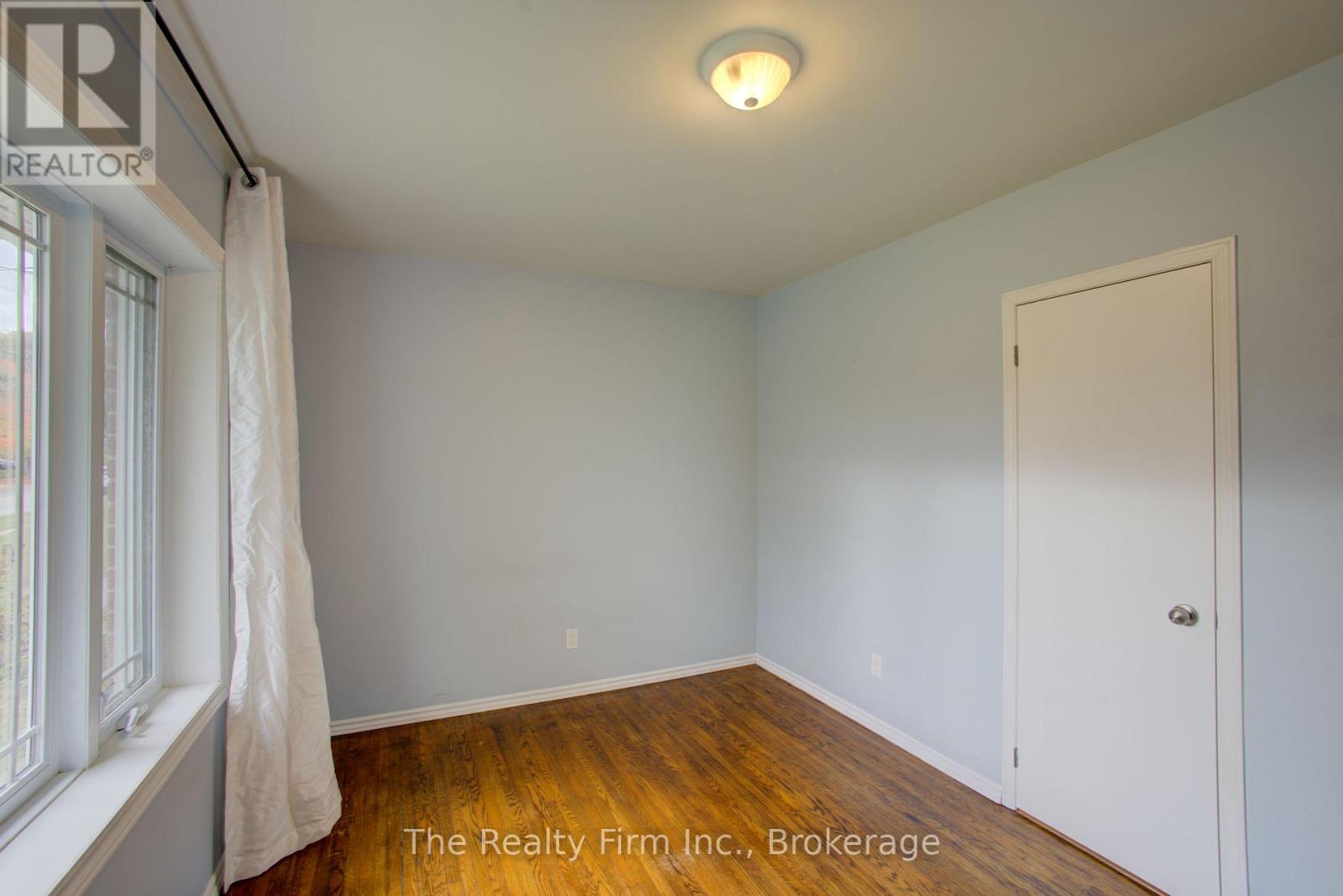 15 Dumbarton Street, Guelph (Riverside Park), Ontario  N1E 3T4 - Photo 15 - X14082172