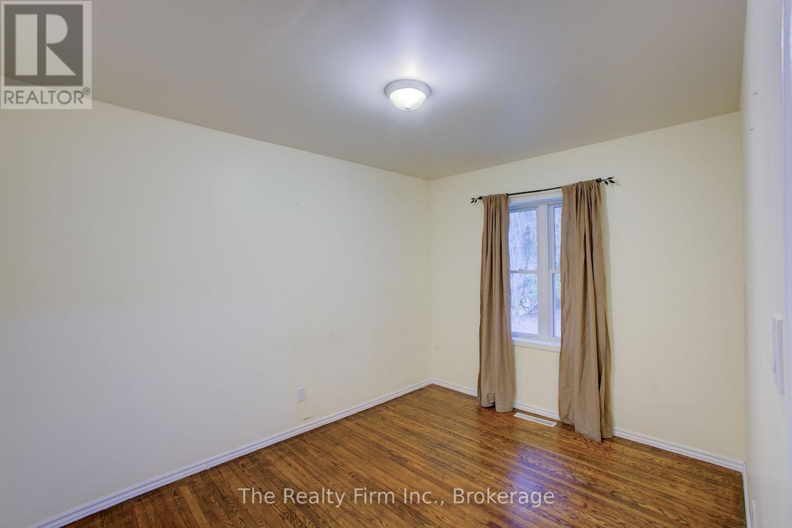 15 Dumbarton Street, Guelph (Riverside Park), Ontario  N1E 3T4 - Photo 16 - X14082172
