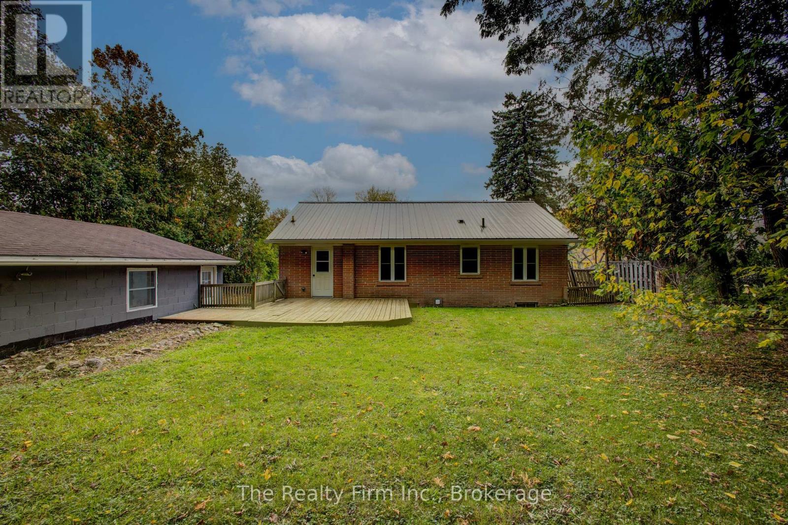 15 Dumbarton Street, Guelph (Riverside Park), Ontario  N1E 3T4 - Photo 32 - X14082172