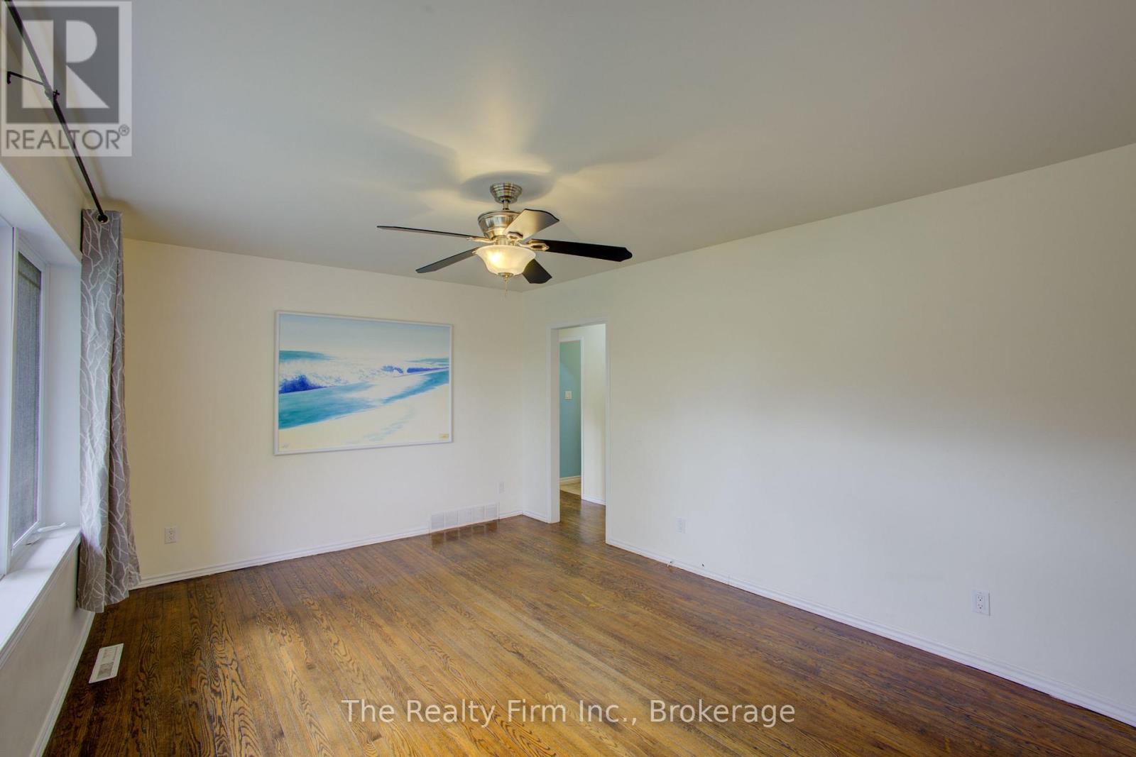 15 Dumbarton Street, Guelph (Riverside Park), Ontario  N1E 3T4 - Photo 5 - X14082172